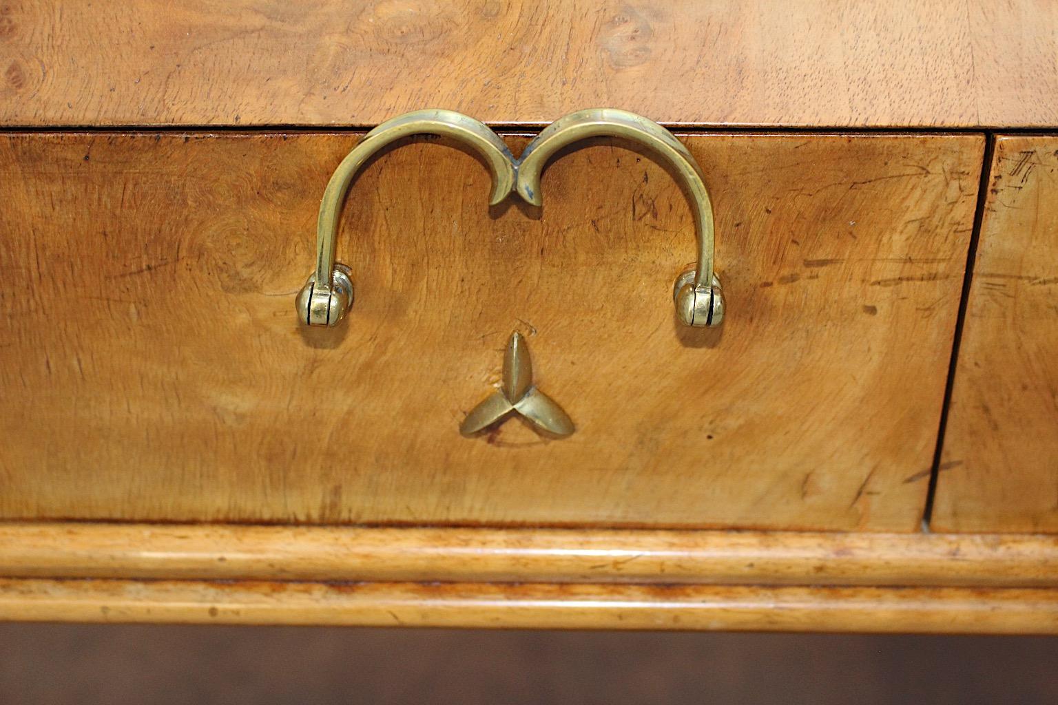 Art of Vintage Vintage Walnut Brass Side Board Console Table Circle Dagobert Peche en vente 2