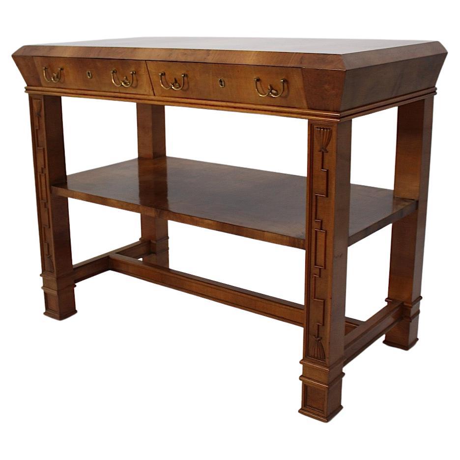 Art of Vintage Vintage Walnut Brass Side Board Console Table Circle Dagobert Peche en vente