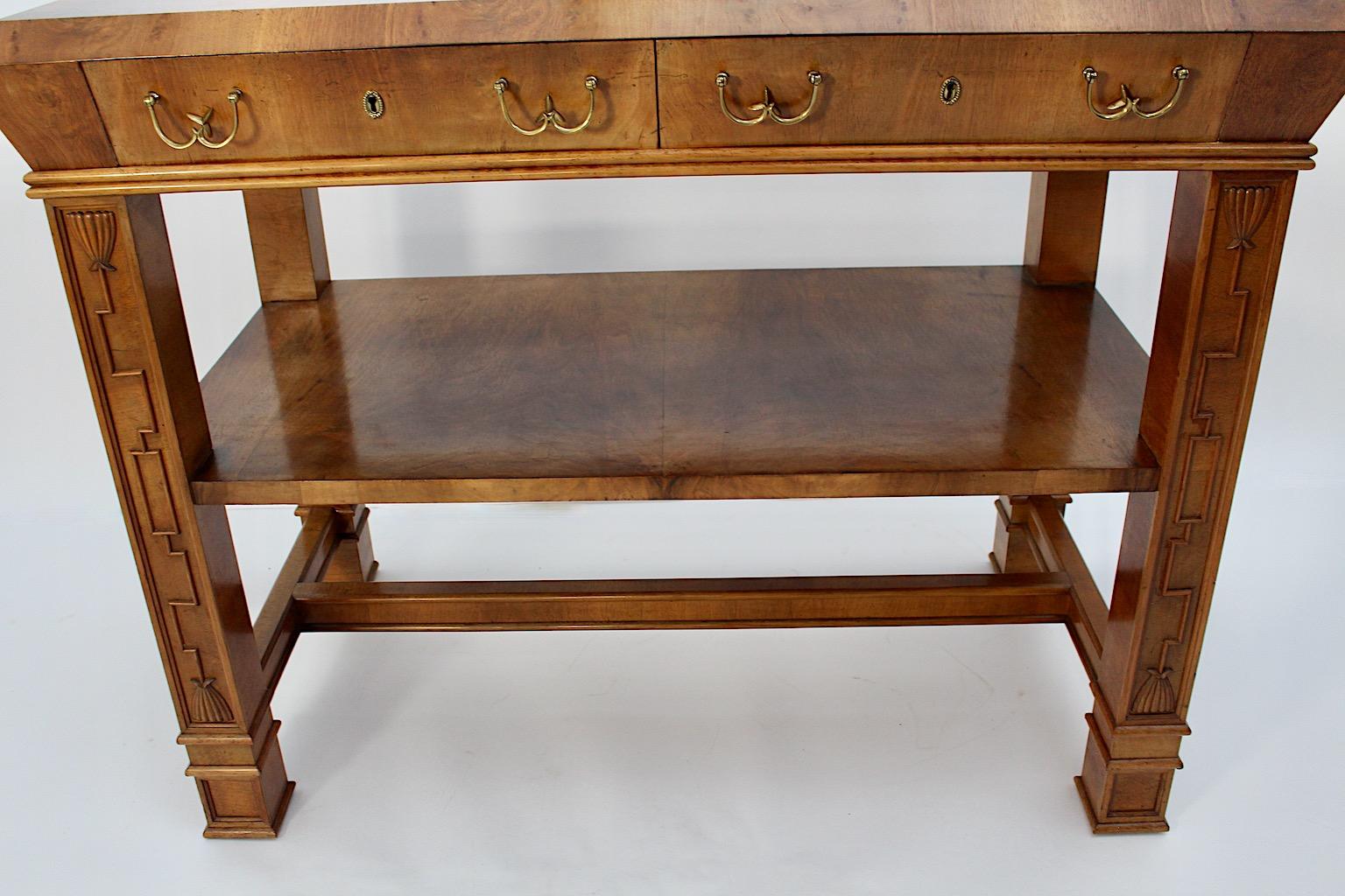 Art Deco Vintage Walnut Brass Side Table Console Table Circle Dagobert Peche  For Sale 2