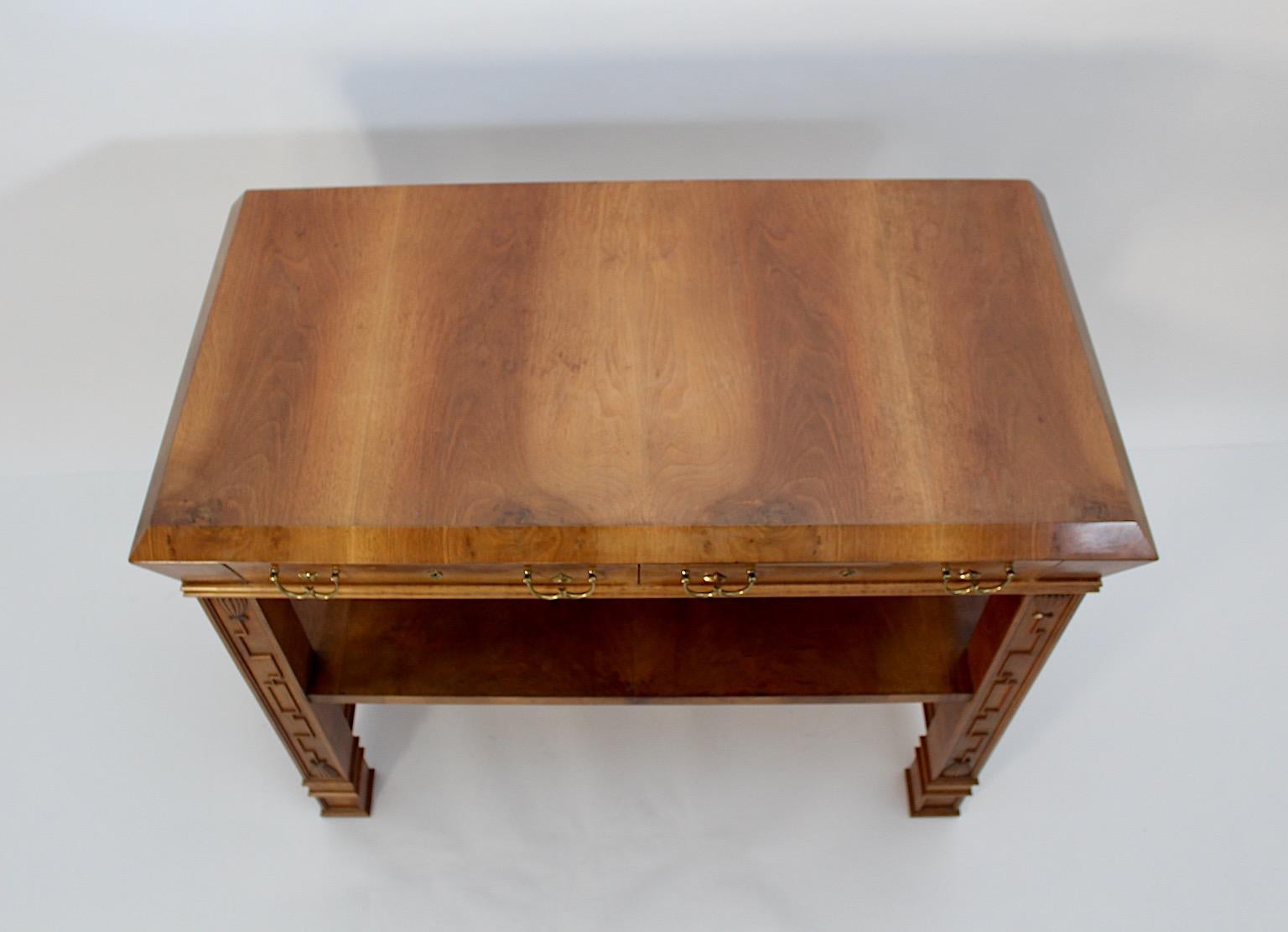 Art Deco Vintage Walnut Brass Side Table Console Table Circle Dagobert Peche  For Sale 4