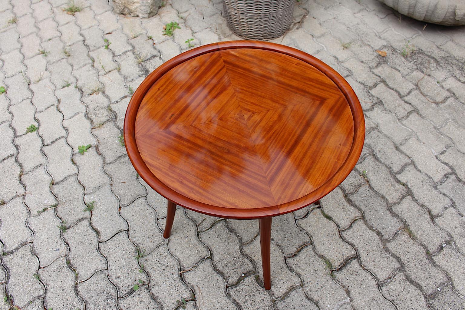 Art Deco Vintage Walnut Circular Coffee Table Side Table 1930s Vienna For Sale 6