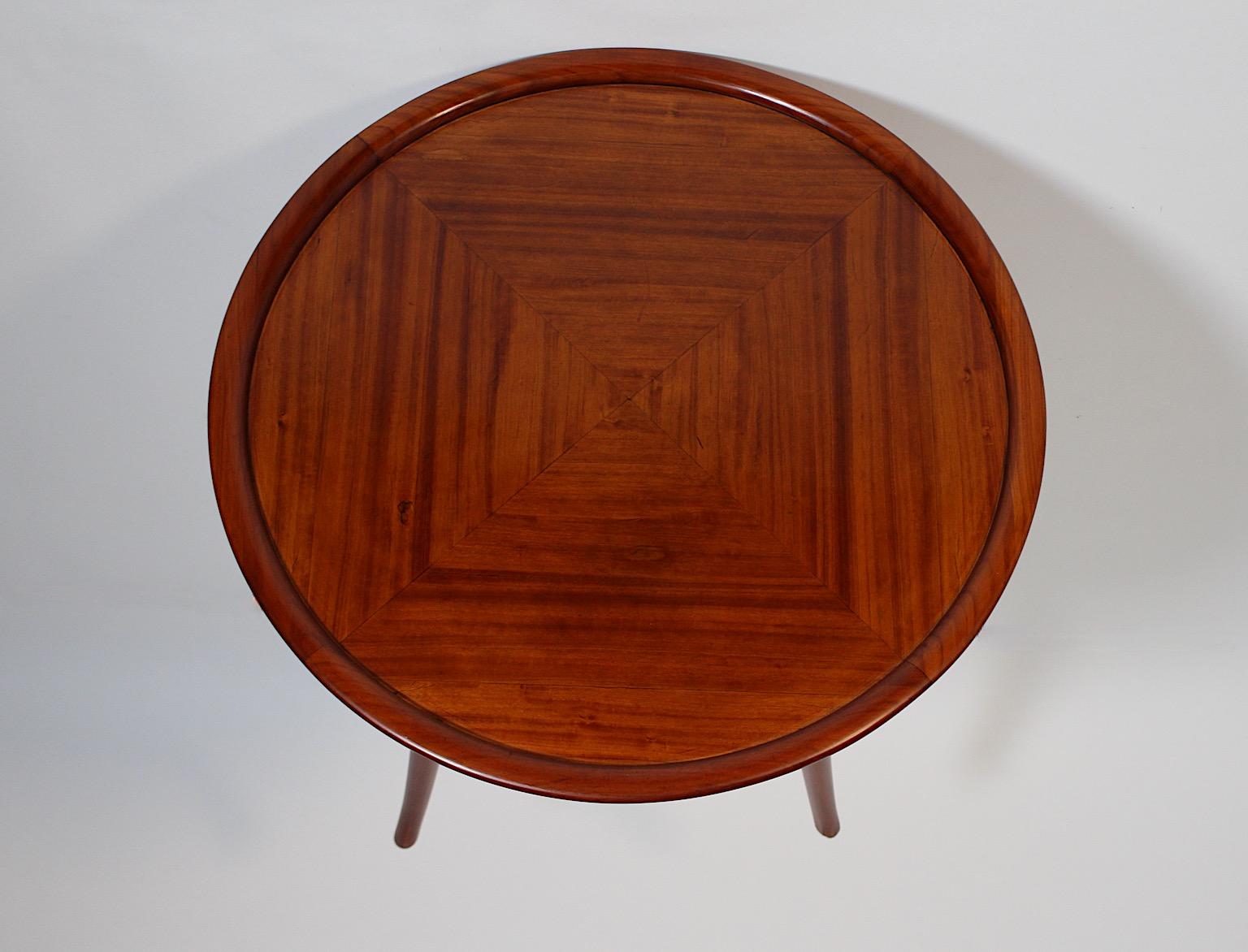 Art Deco Vintage Walnut Circular Coffee Table Side Table 1930s Vienna For Sale 2
