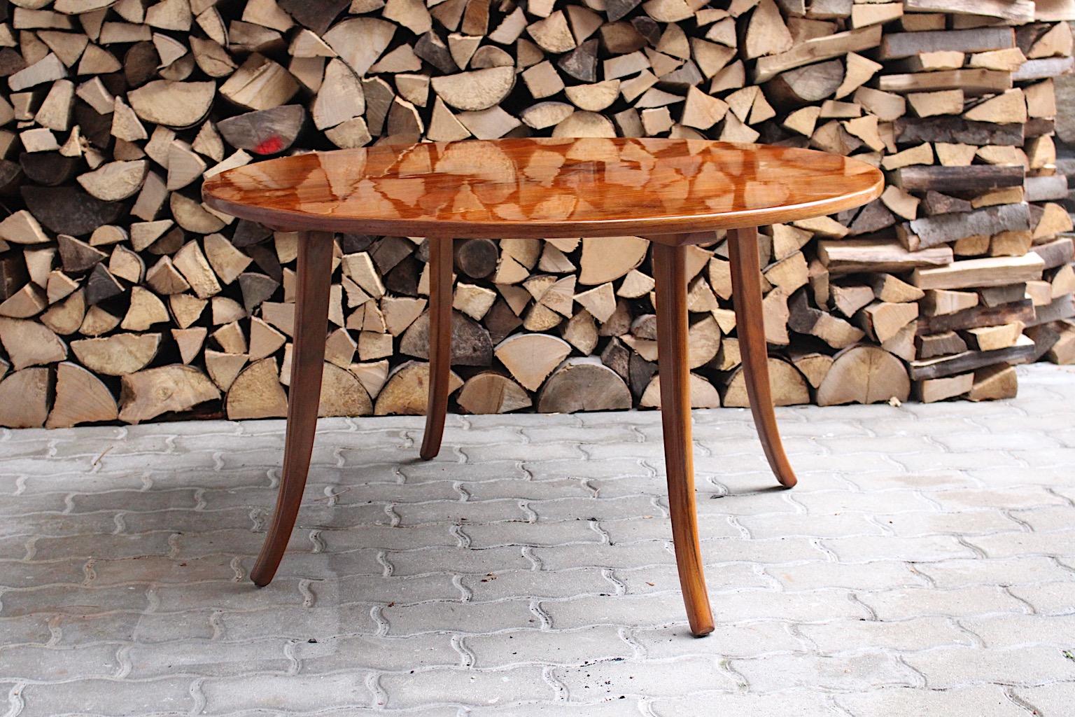 Art of Vintage Vintage Walnut Circular Coffee Table Sofa Table Circle Josef Frank 1927 en vente 2