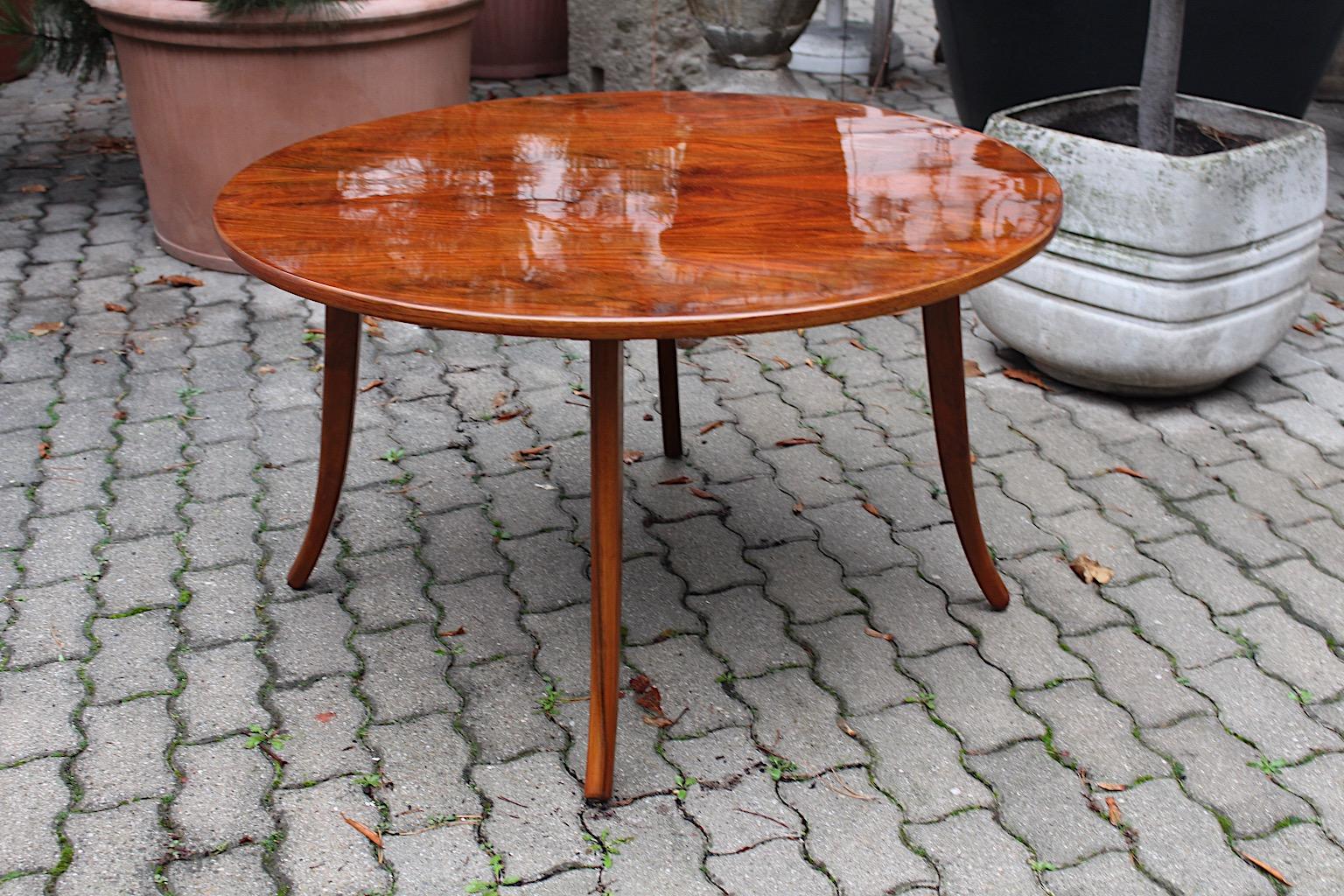 Art of Vintage Vintage Walnut Circular Coffee Table Sofa Table Circle Josef Frank 1927 en vente 7
