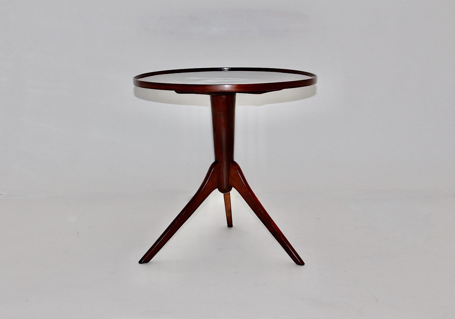 Art Deco Vintage Walnut Round Side Table Attributed Josef Frank, 1930s, Vienna 5