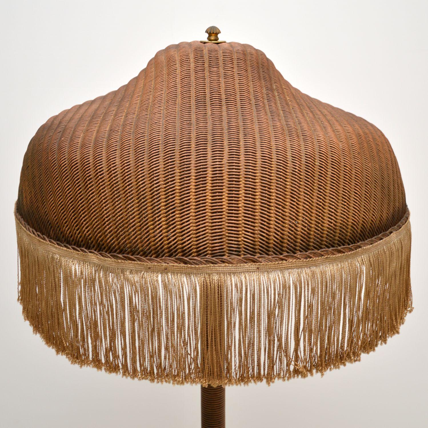 lloyd loom lamp