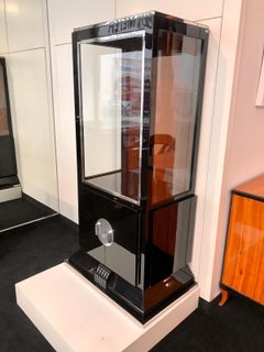 Vitrine Art Déco, laque noire et chrome, France circa 1930