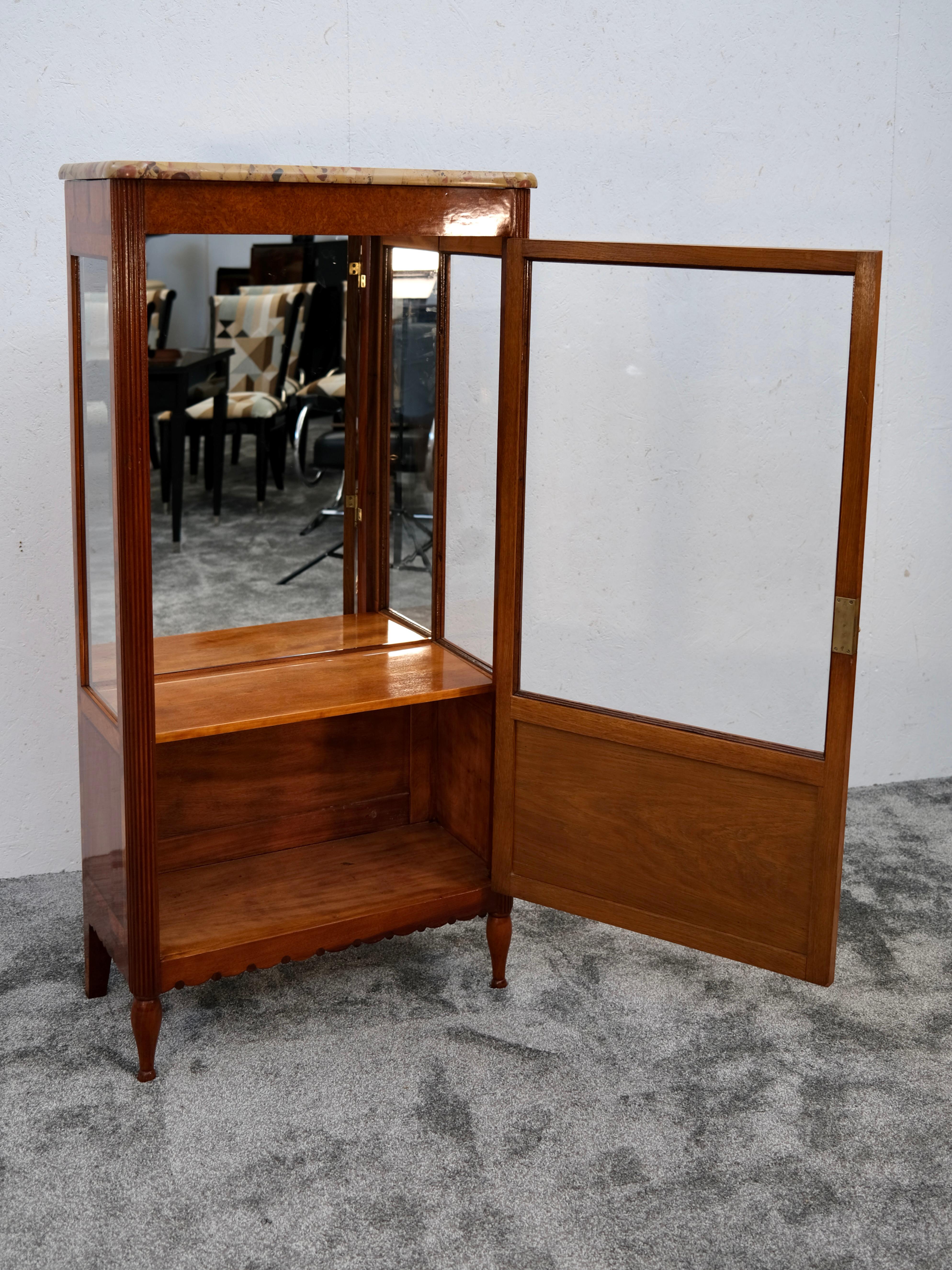 Art Deco Vitrine, Display Cabinet in Amboyna with Marble Top, circa 1925 For Sale 8