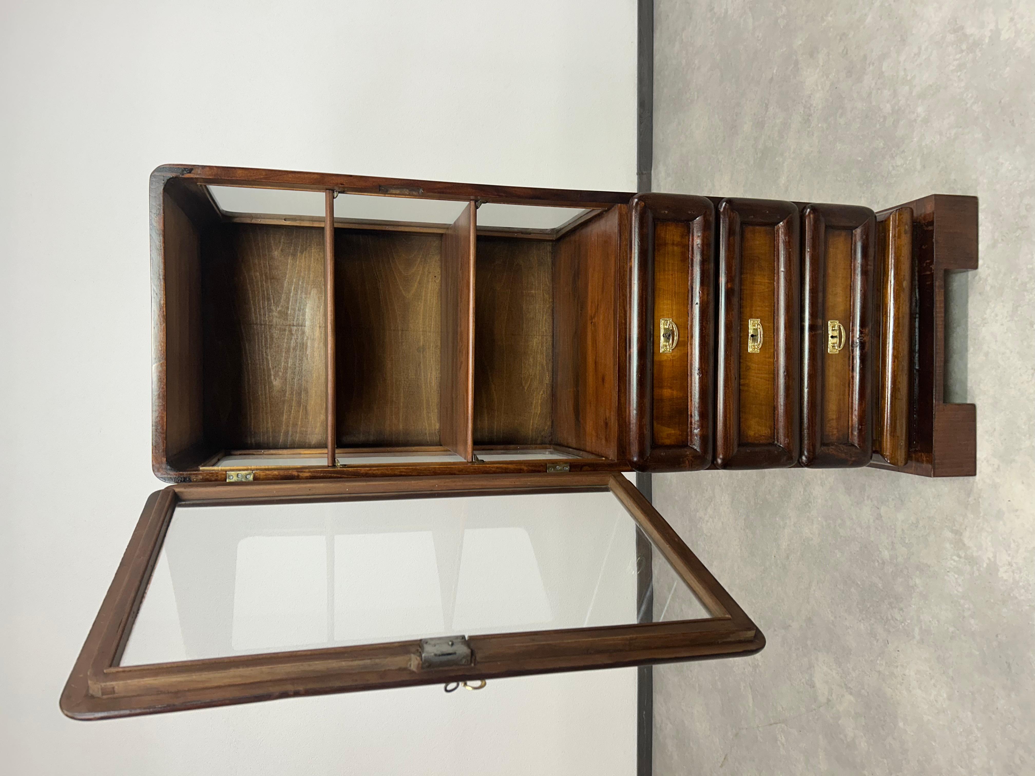 Metà XX secolo Vetrine art déco in vendita