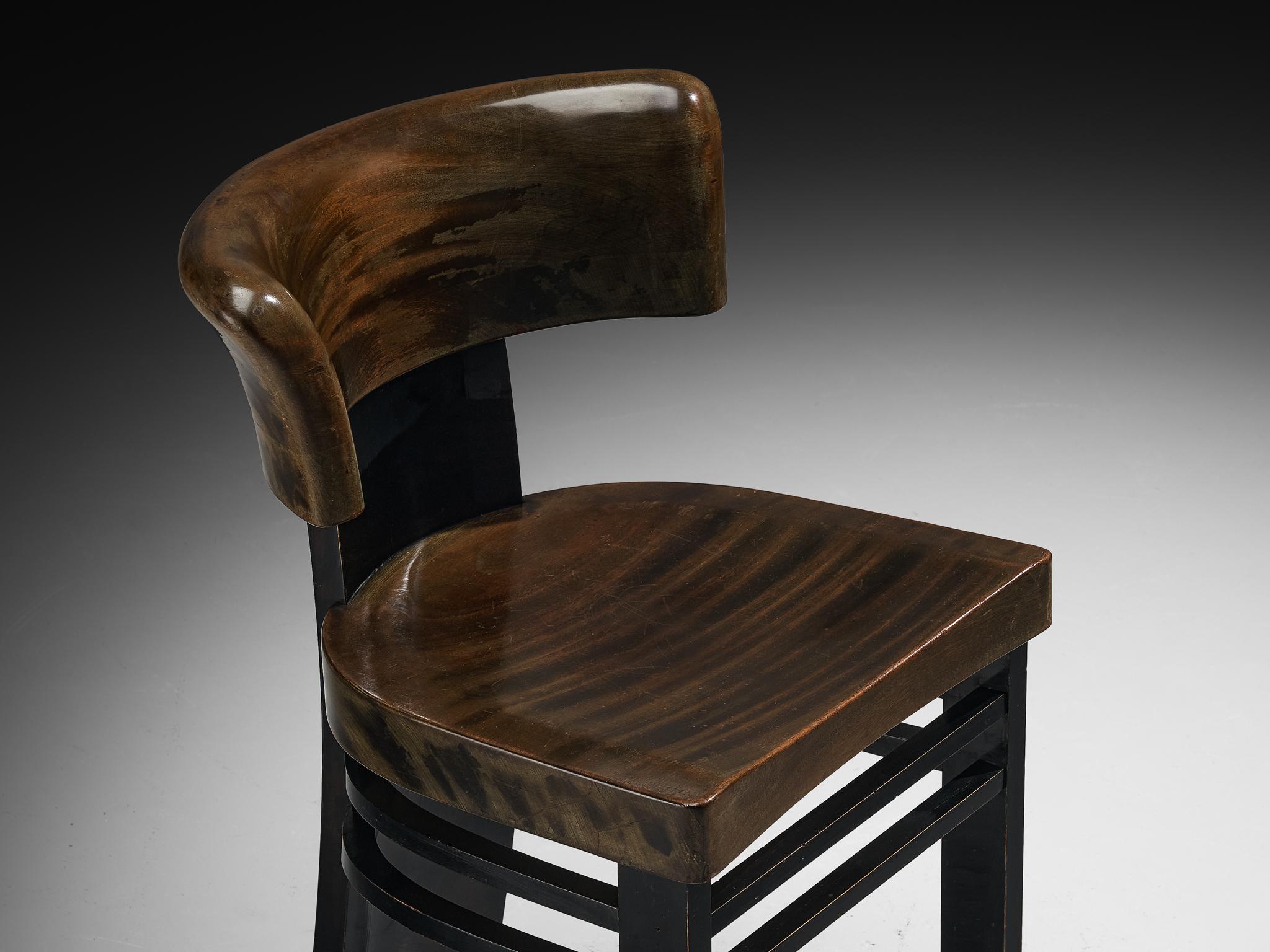 Art Deco Vittorio Valabrega Esszimmerstuhl aus lackiertem Holz (Italienisch) im Angebot