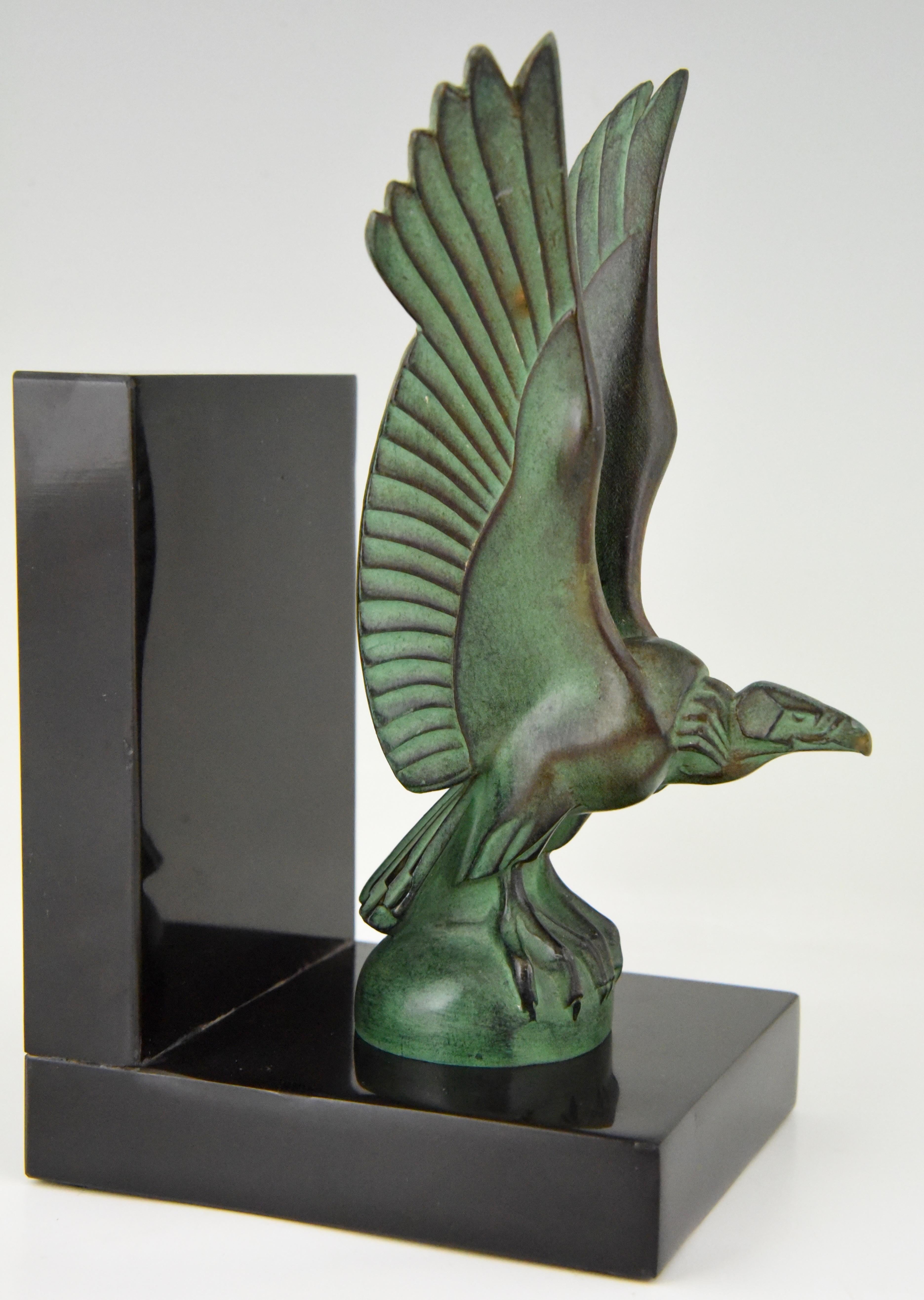 Art Deco Vulture Bird Bookends Max Le Verrier, France, 1930 In Good Condition In Antwerp, BE