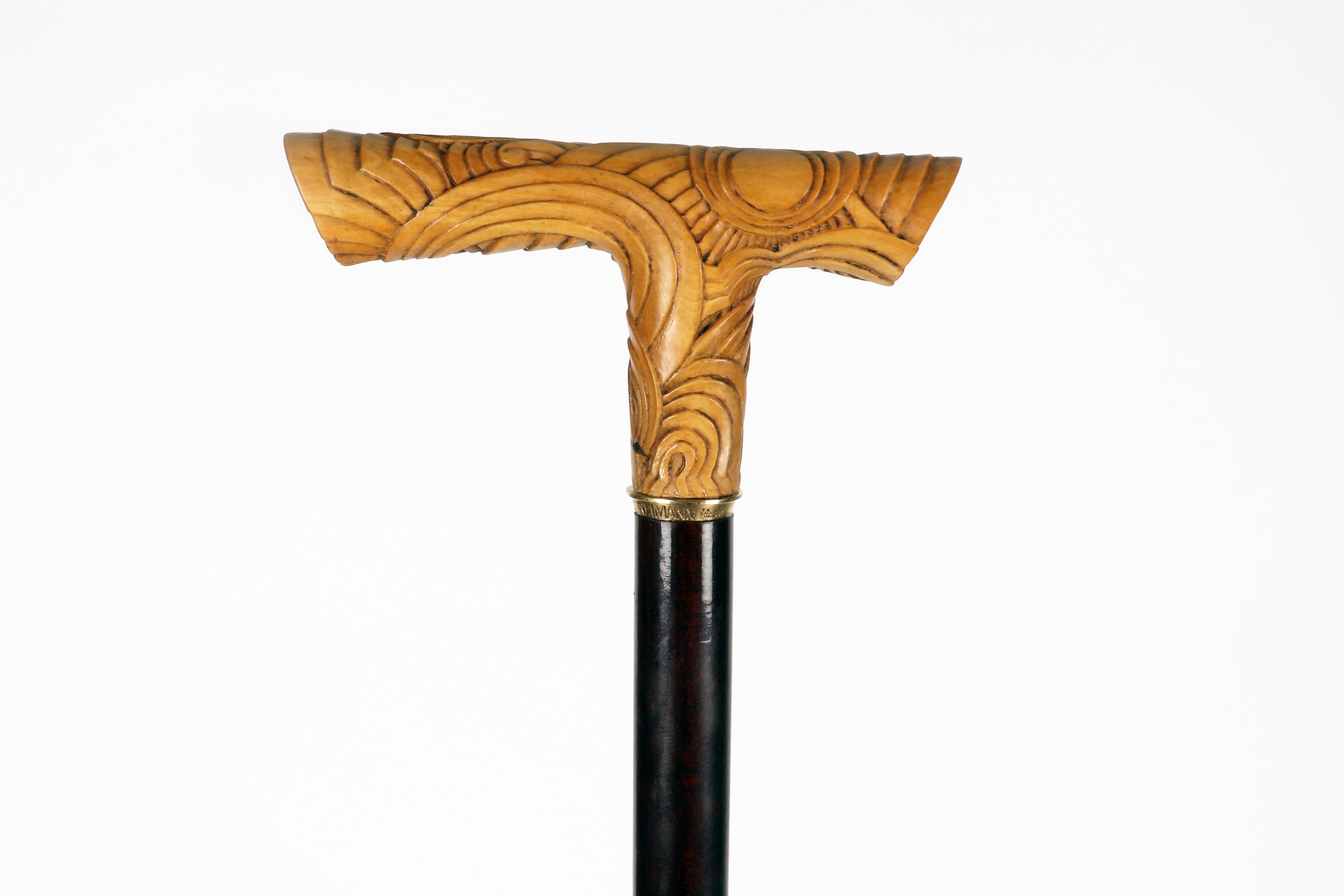 Art Deco Spazierstock aus Buchsbaumholz, eine nackte Frau von Albert Reiman, Berlin 1925. (Deutsch) im Angebot