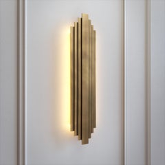 Art Deco wall light in patinated brass – H 85 cm x L 16 cm