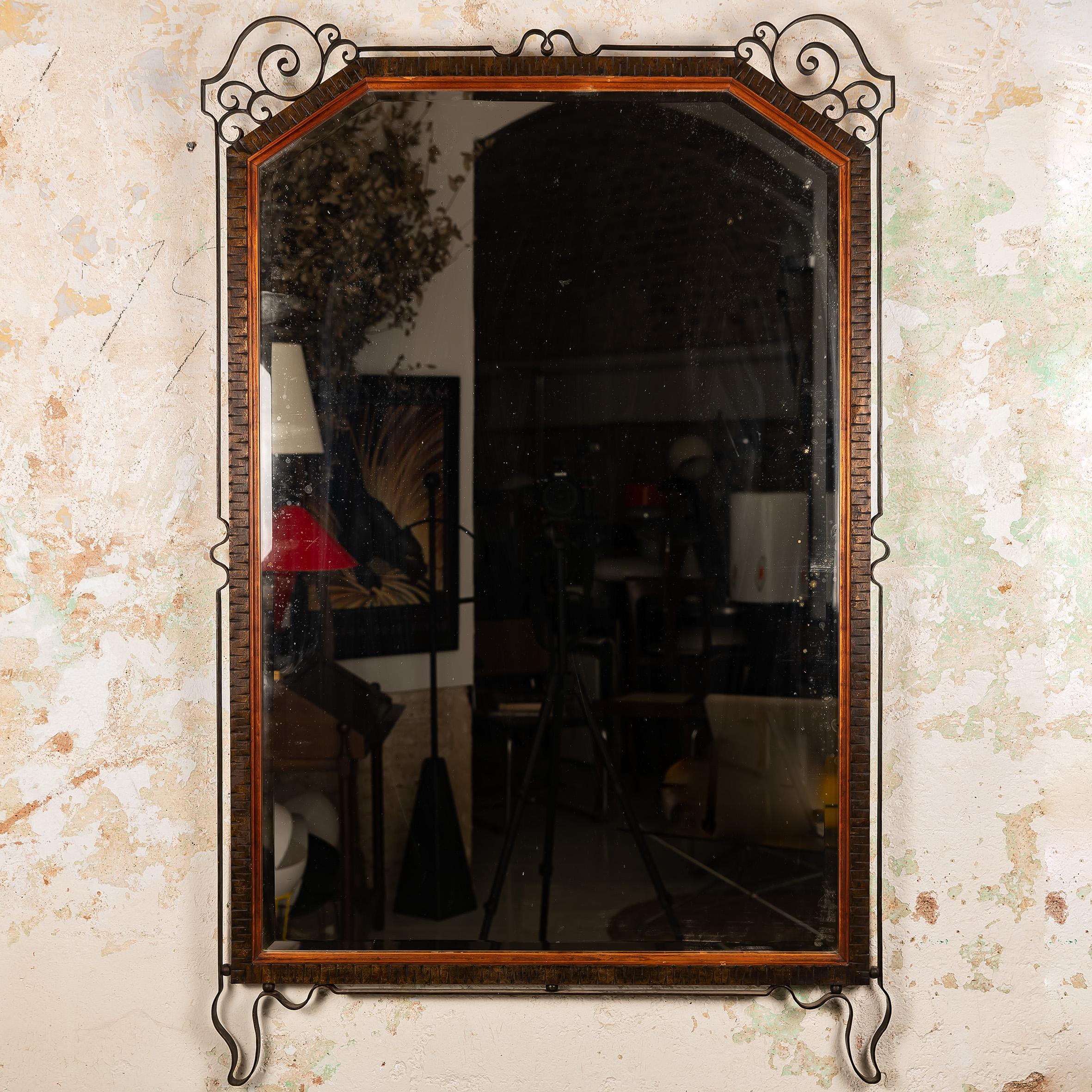 Art Deco wall Mirror in the manner of Edgar Brandt, France 1940s For Sale 2