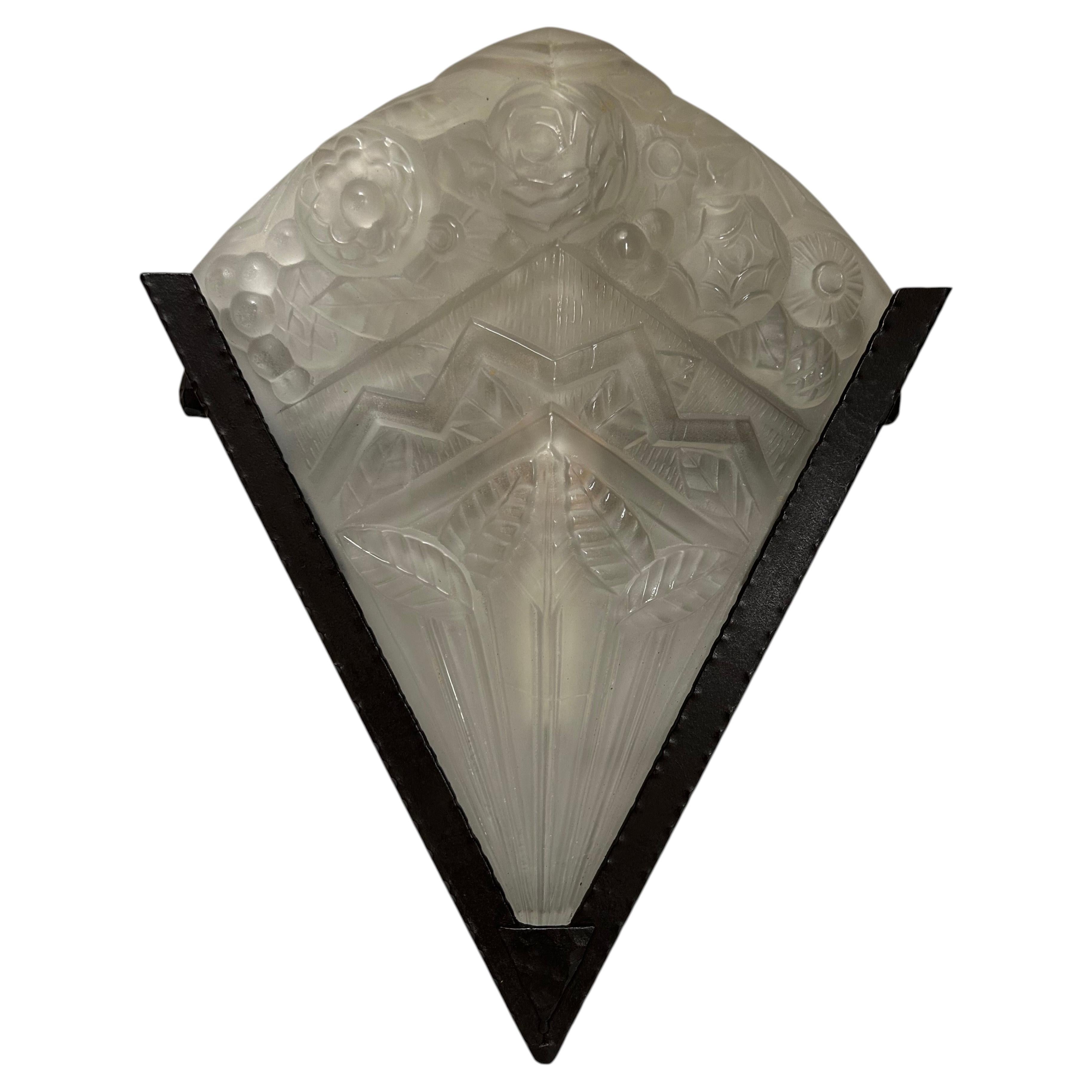 Art Deco wall sconce signed Noverdy For Sale