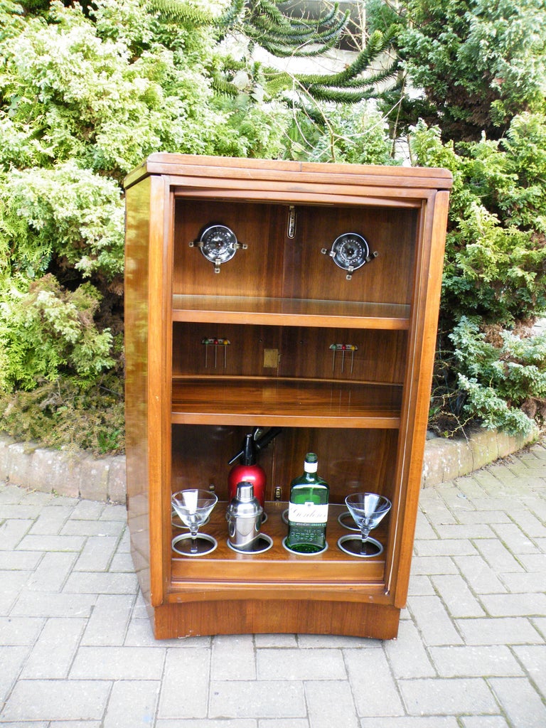 Art Deco Walnut 1940s Flip Out Cocktail Bar For Sale at 1stDibs
