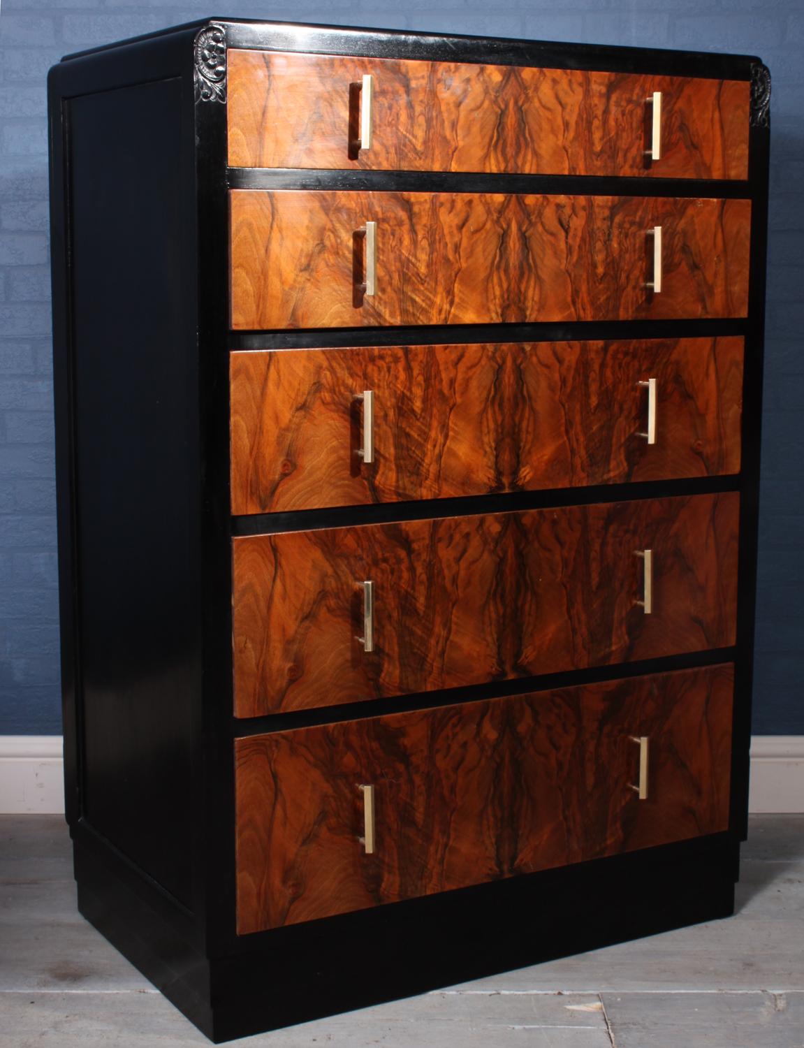 Art Deco Walnut and Ebonised Chest of Drawers In Excellent Condition In Paddock Wood, Kent