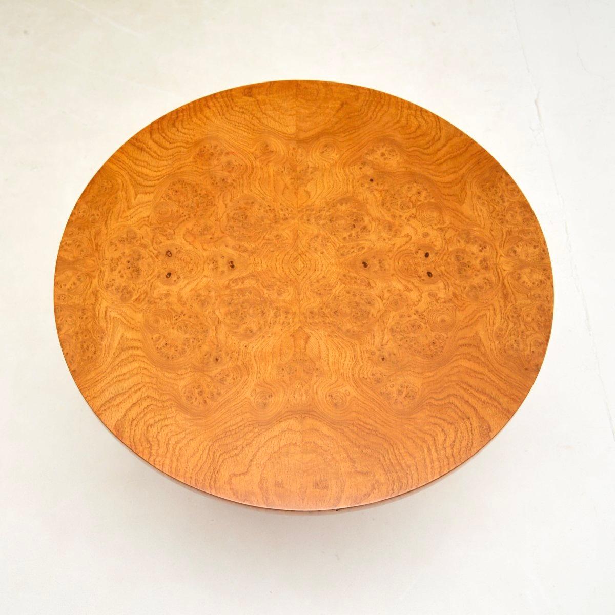 Début du 20ème siècle Table d'appoint / de salon Art Déco en noyer et orme en vente