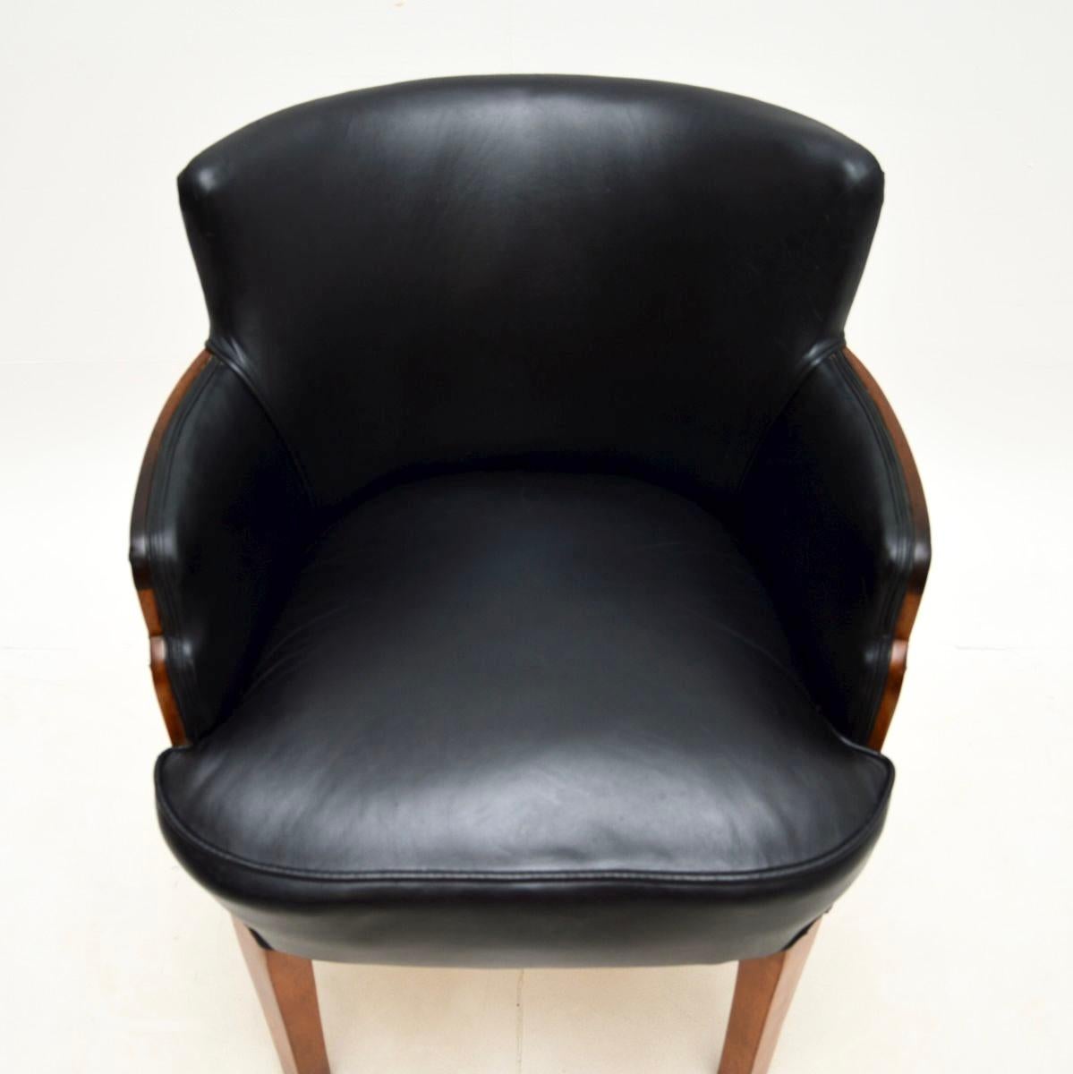 Sillón / Silla de escritorio Art Decó de nogal y cuero Cuero en venta