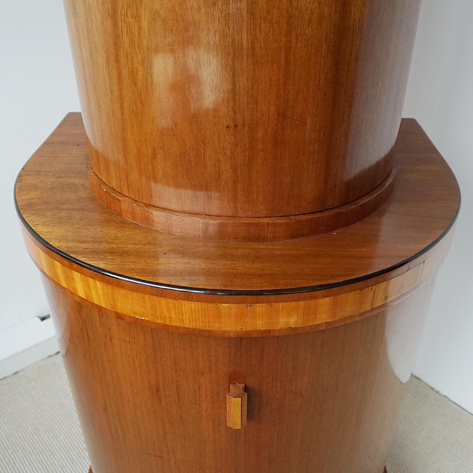 Coctelera Art Decó de nogal y abedul satinado Inglés en venta
