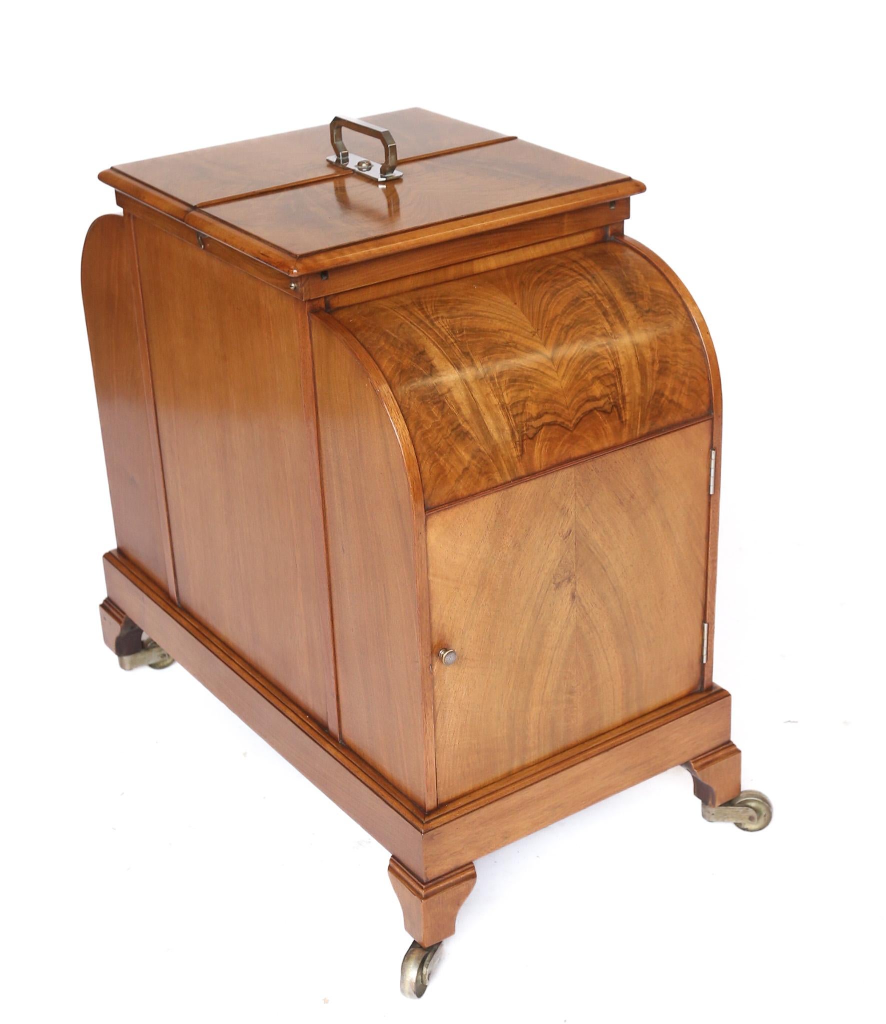 Art Deco Walnut ASPREY  ELevette  Drinks Cabinet circa 1930s For Sale 1