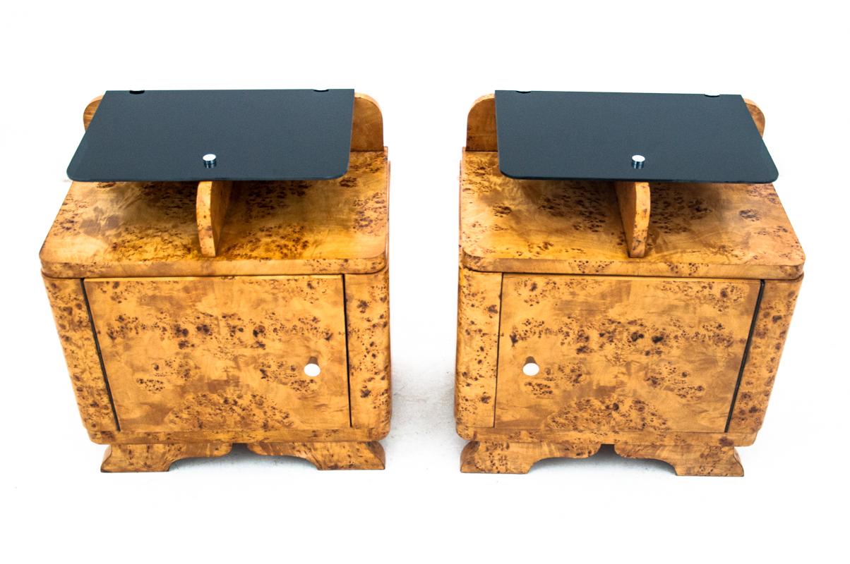 Art Deco Walnut Bedside Tables, Poland, 1950s, After Renovation In Good Condition For Sale In Chorzów, PL