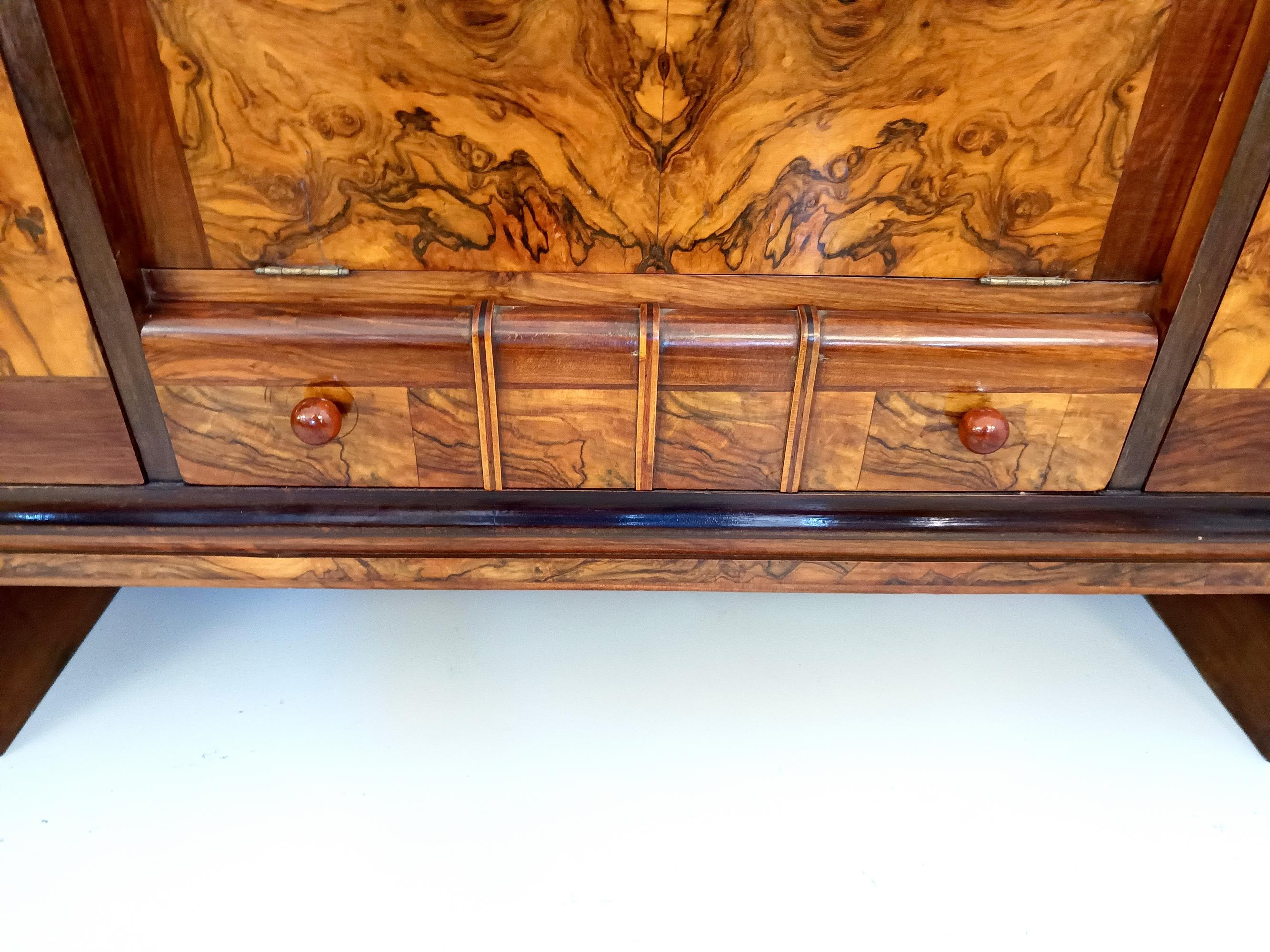 Art Deco Walnut, Briar Root and Ebonized Beech Sideboard, Italy For Sale 9