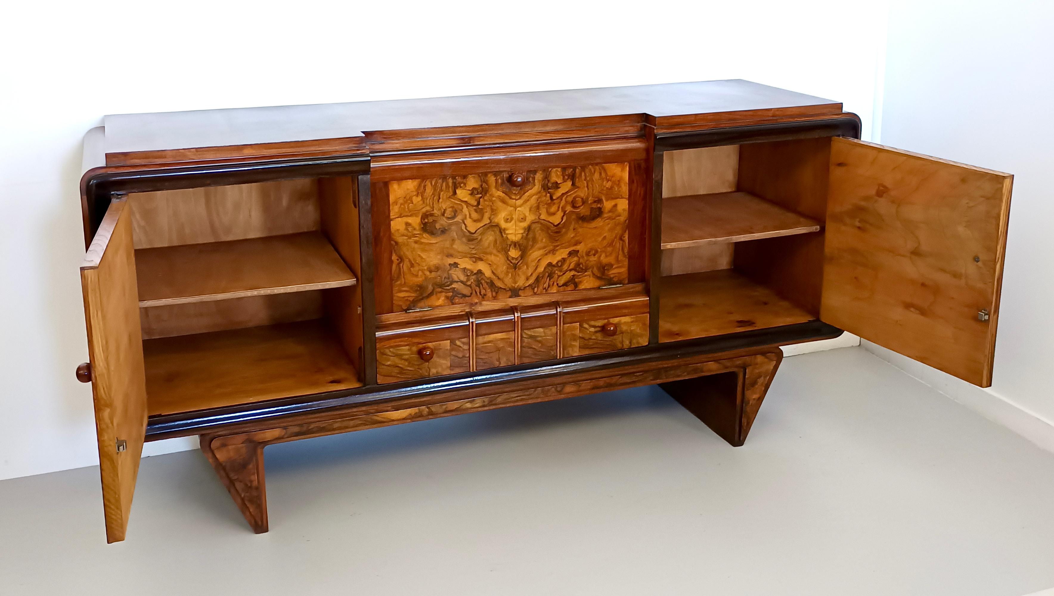 Art Deco Walnut, Briar Root and Ebonized Beech Sideboard, Italy For Sale 1