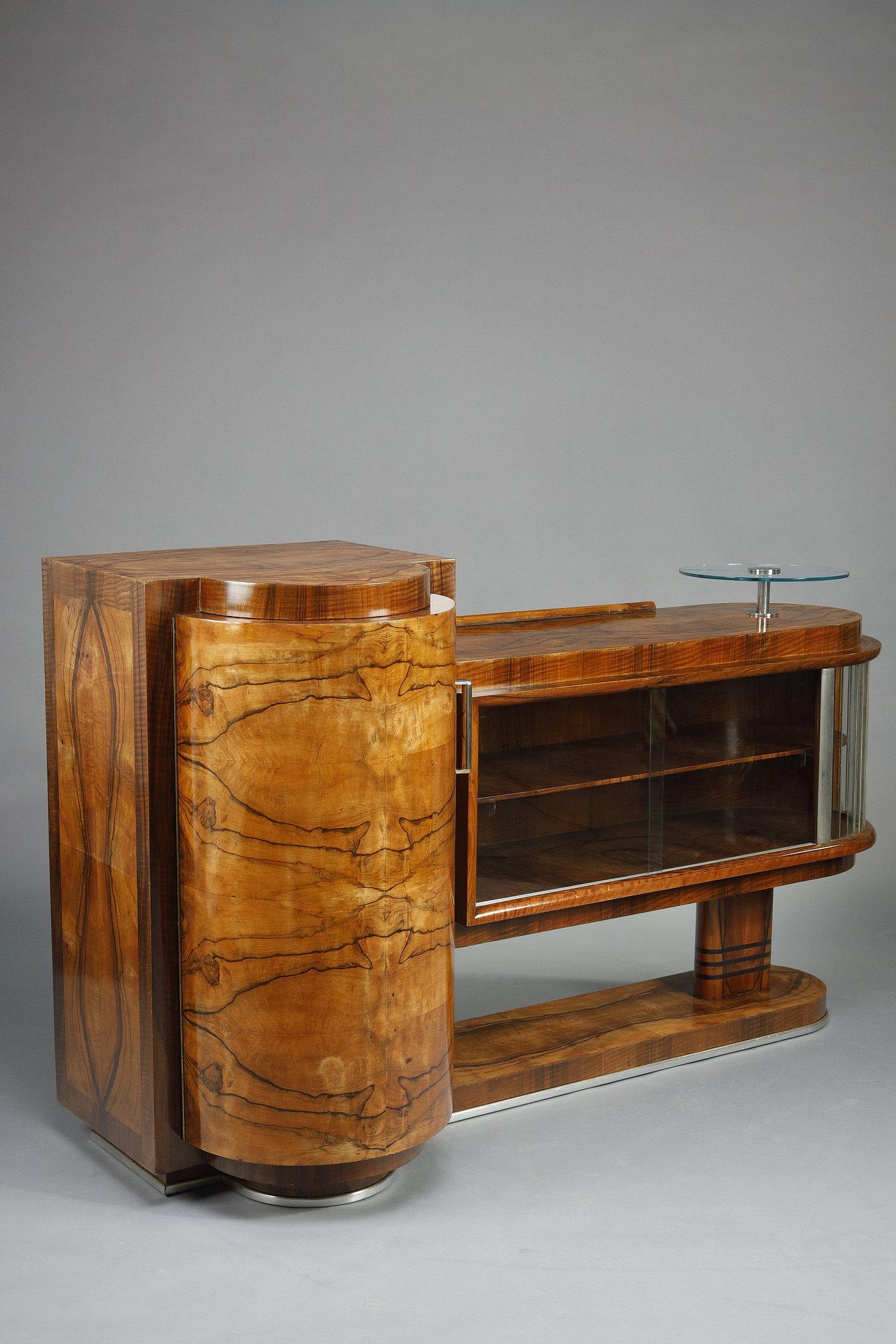 Francese Buffet Art Déco in noce in vendita