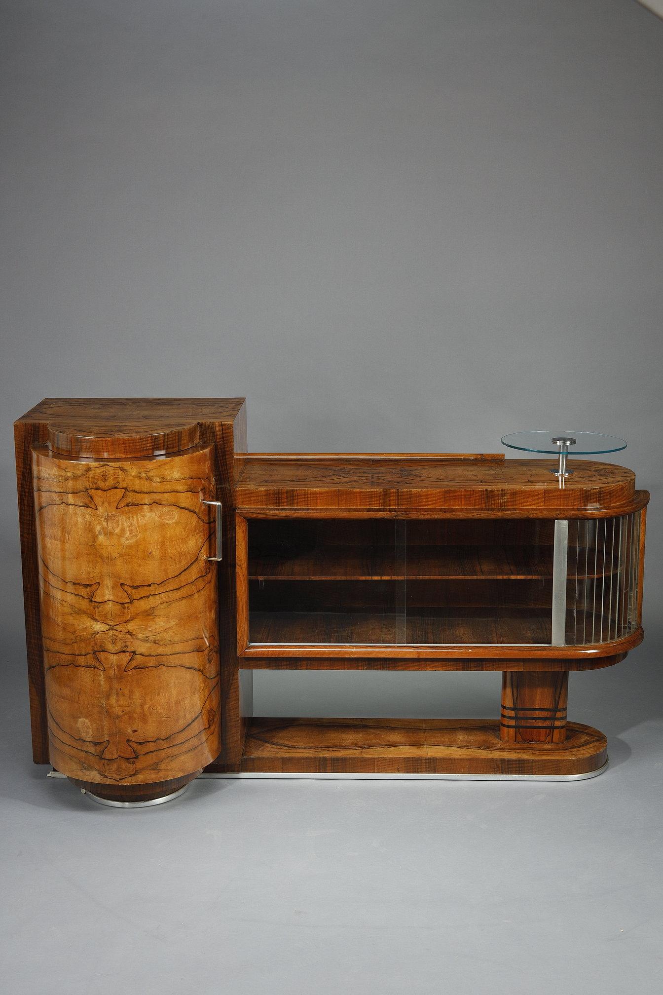 Impiallacciato Buffet Art Déco in noce in vendita