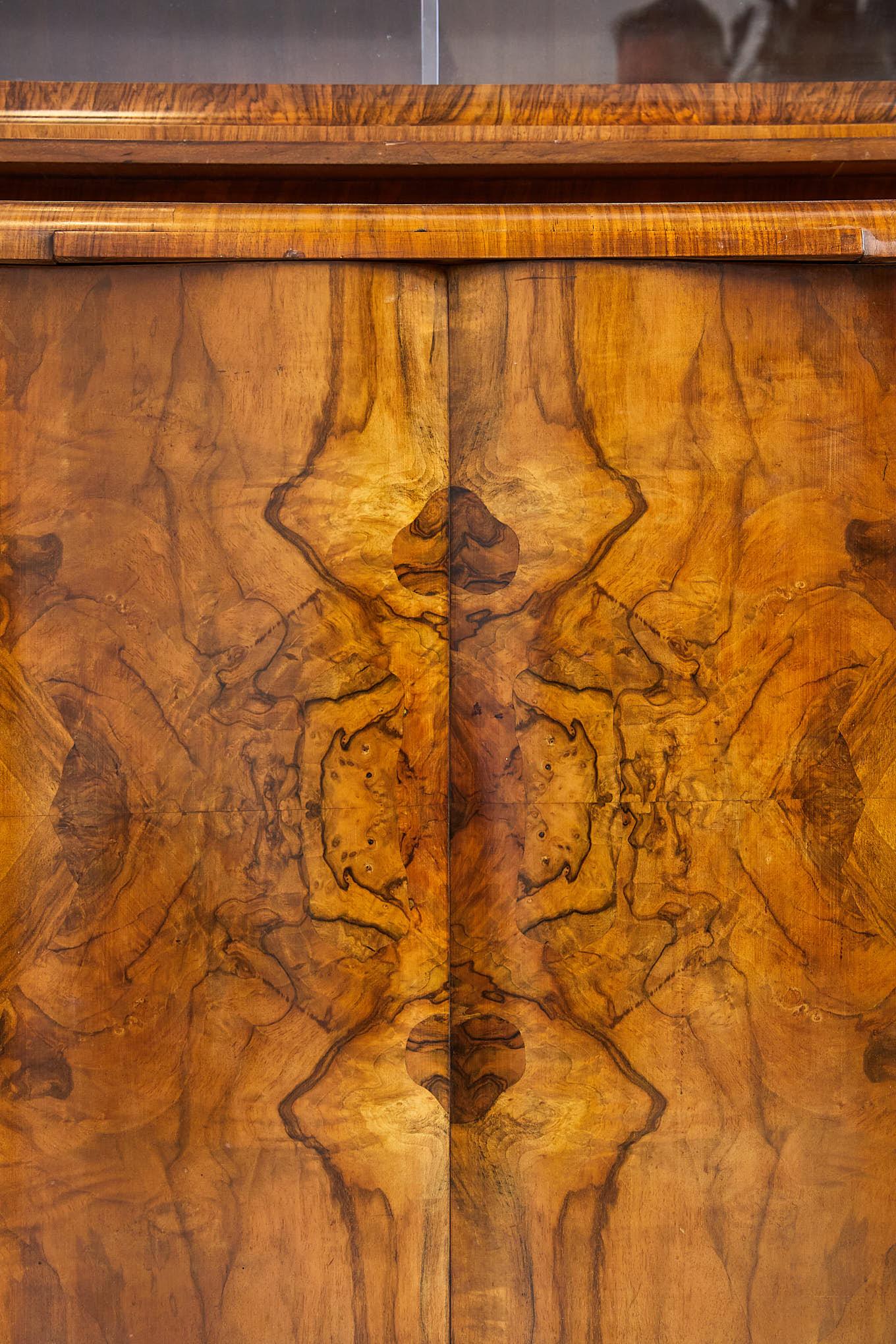 20th Century Art Deco Walnut Burl Wood Sideboard or Bar Cabinet For Sale