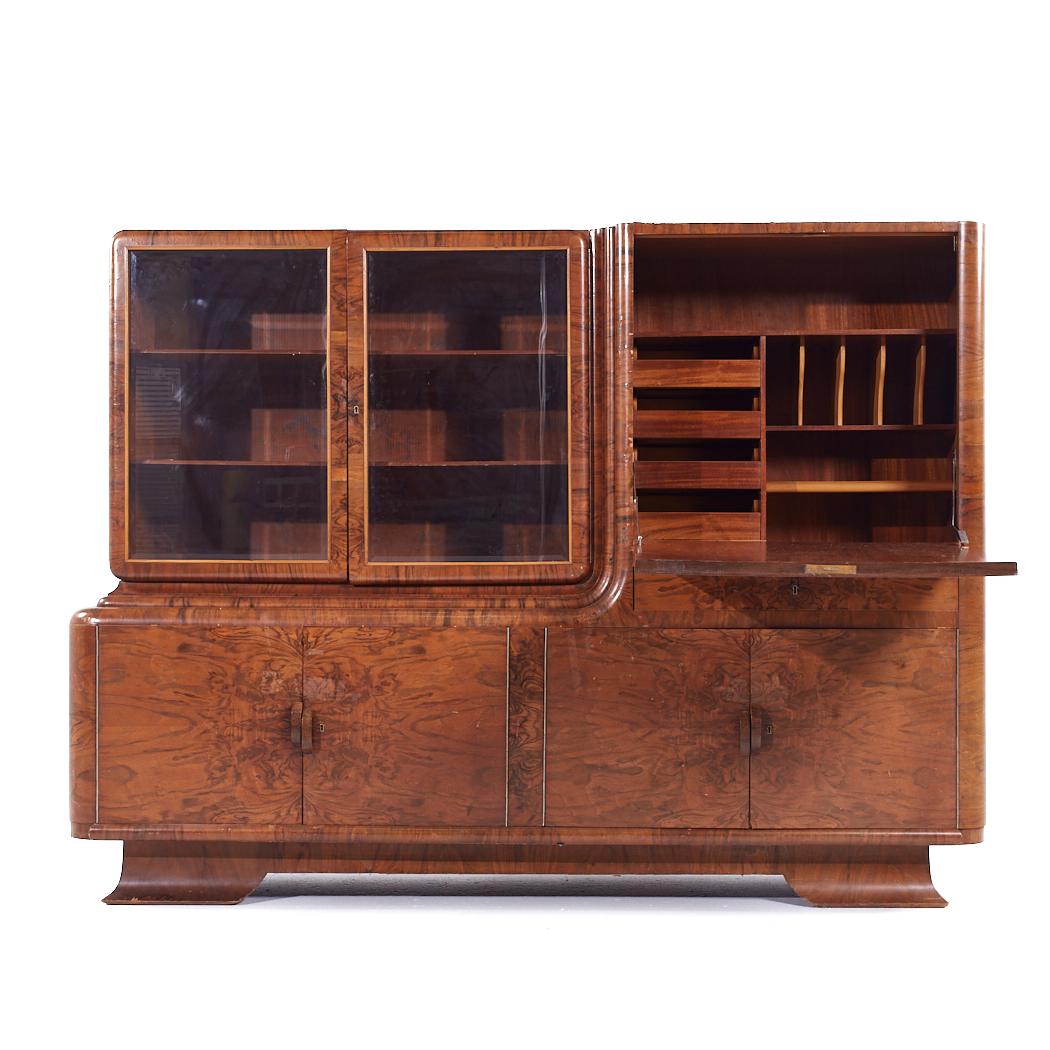Credenza Hutch in legno di noce Art Deco in vendita 2