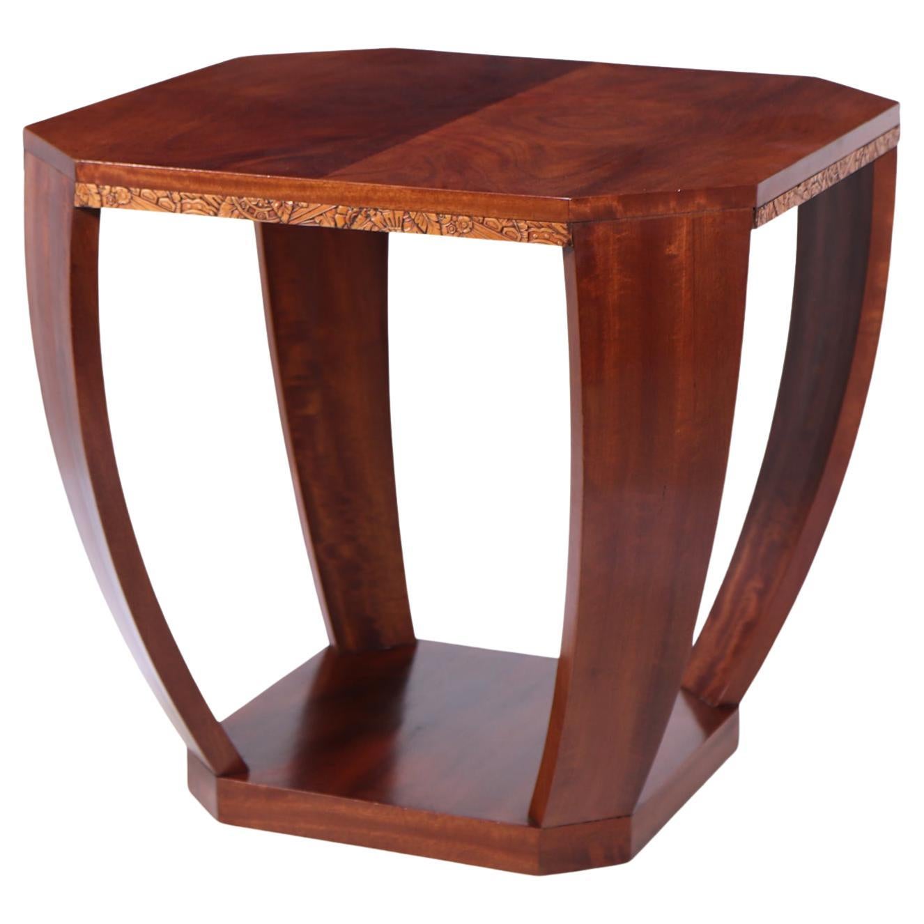 Walnut Coffee Display Center Round Table by Henredon at 1stDibs