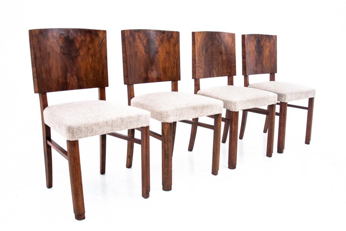 Art Deco walnut chairs, Poland, 1940s. After renovation. In Good Condition For Sale In Chorzów, PL