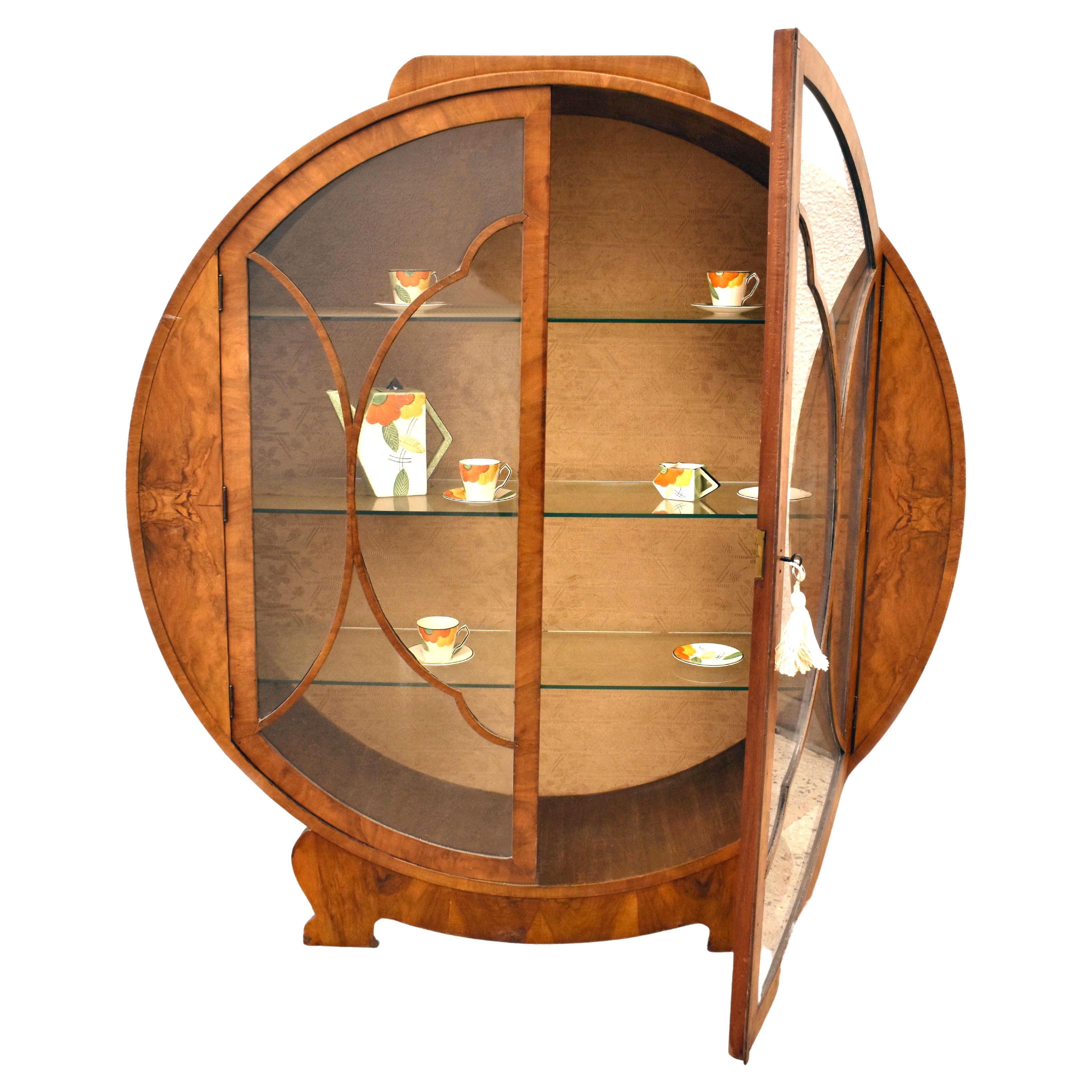 circular cupboard