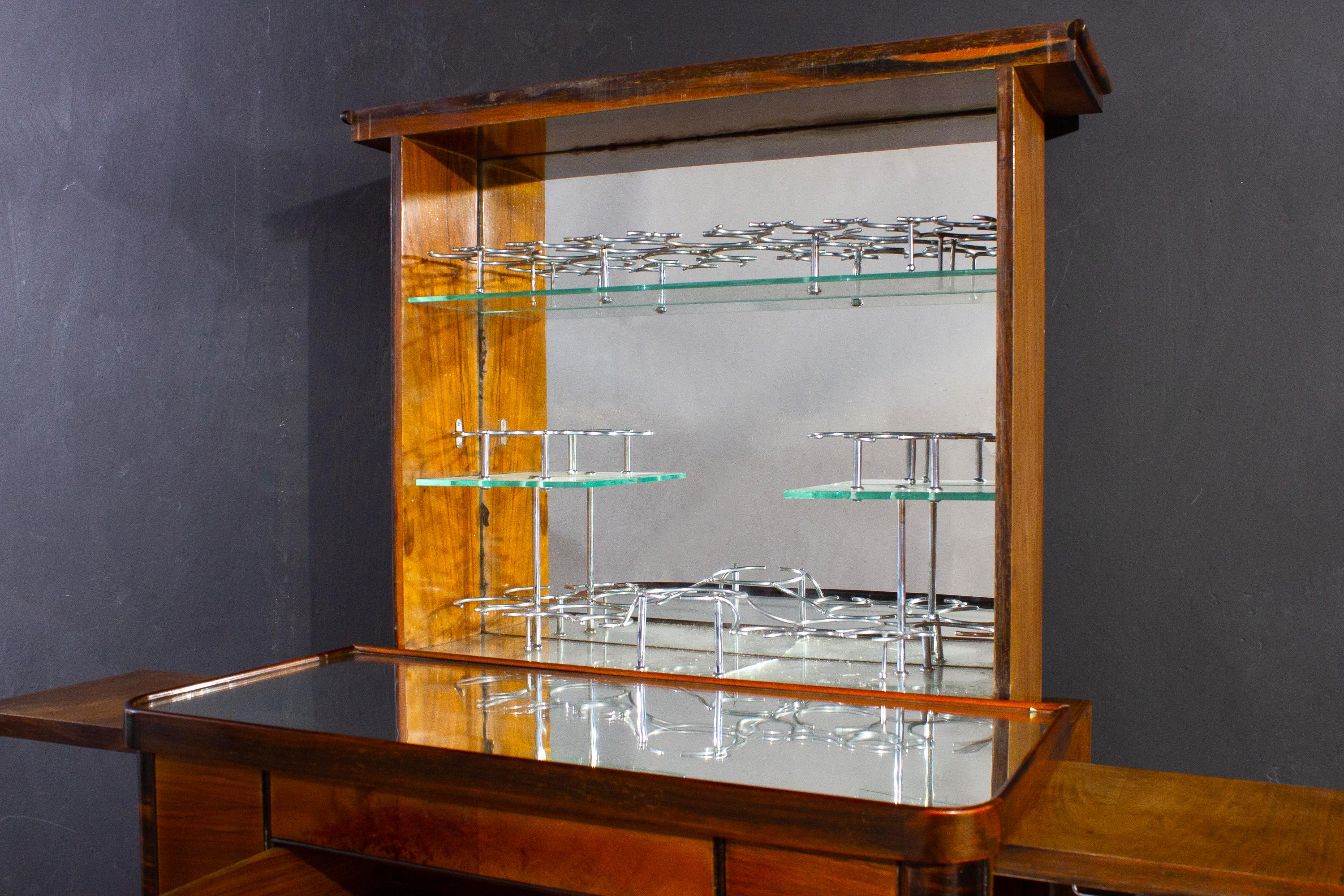 Art Deco Walnut Cocktail Dry Bar Cabinet, Italy, 1930s 11
