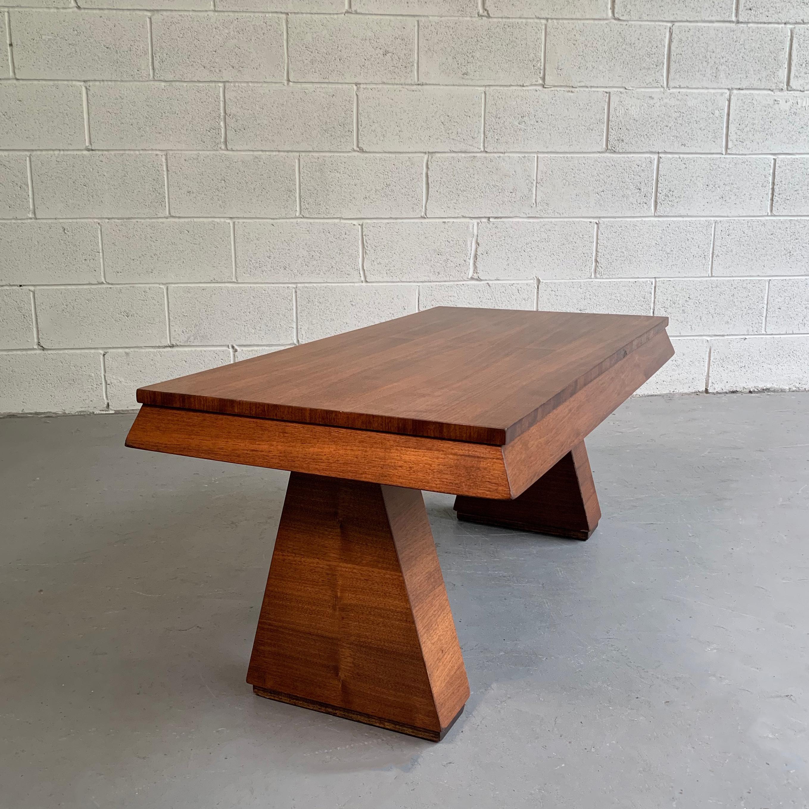 Art Deco Walnut Coffee Table Attributed to Donald Deskey In Good Condition For Sale In Brooklyn, NY