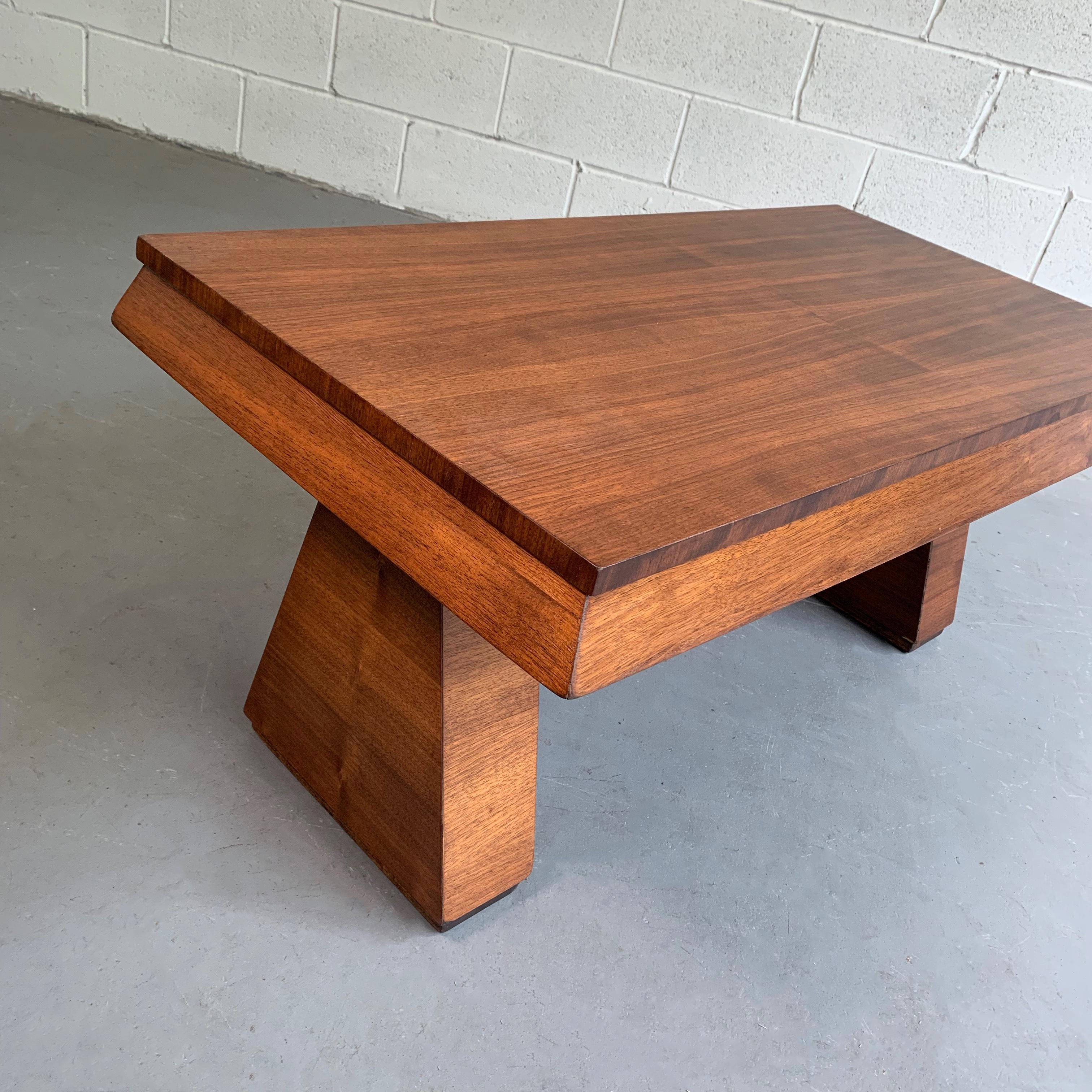 Art Deco Walnut Coffee Table Attributed to Donald Deskey For Sale 3