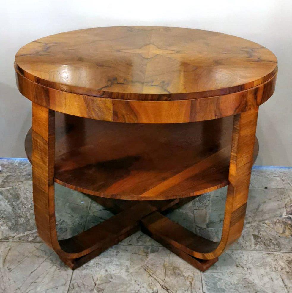 We kindly suggest you read the whole description, because with it we try to give you detailed technical and historical information to guarantee the authenticity of our objects.
Particular and elegant Art Deco coffee table; it was handcrafted in