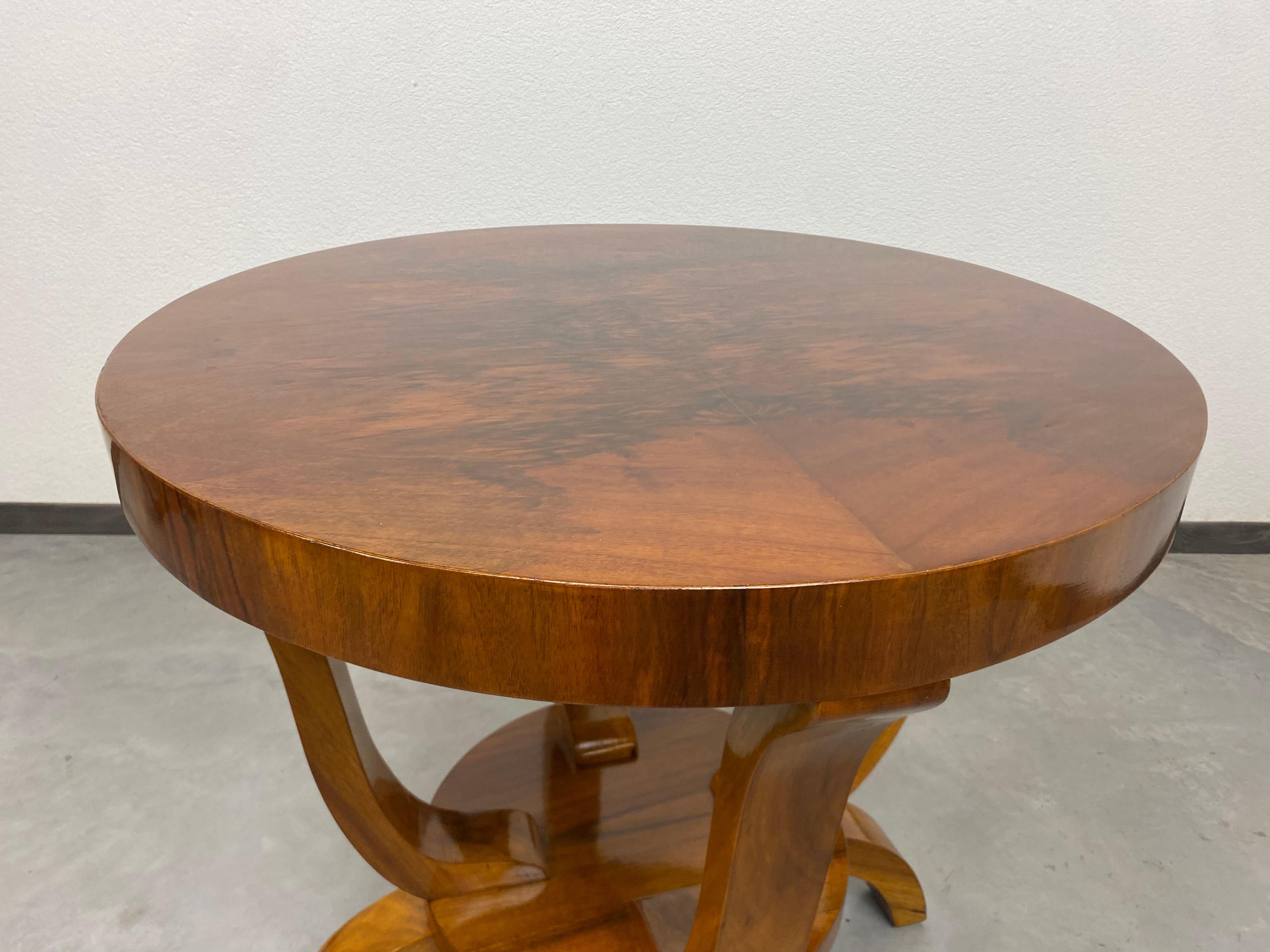 Art Deco Walnut Coffee Table  4