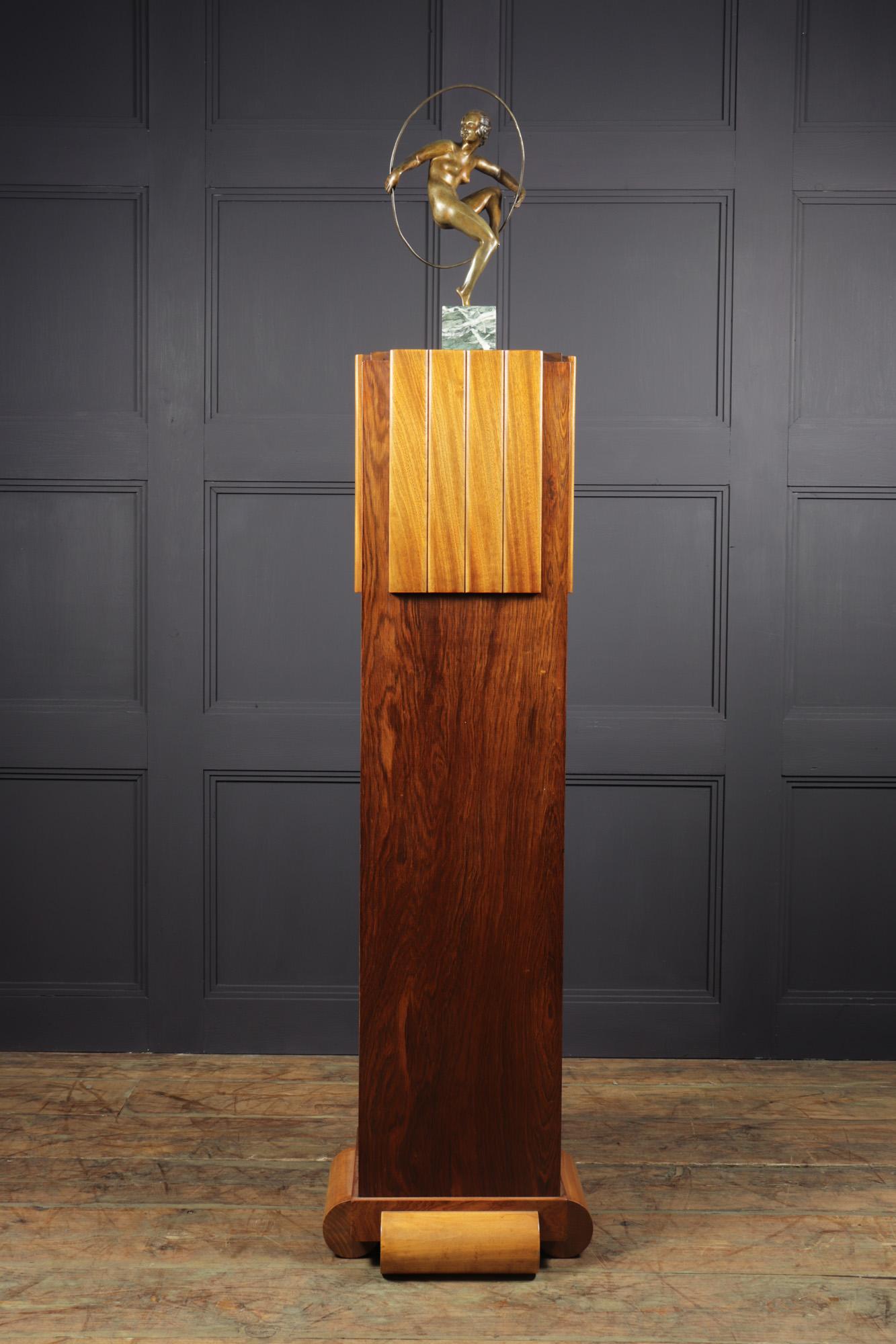 Art Deco Walnut Column, c1925 5