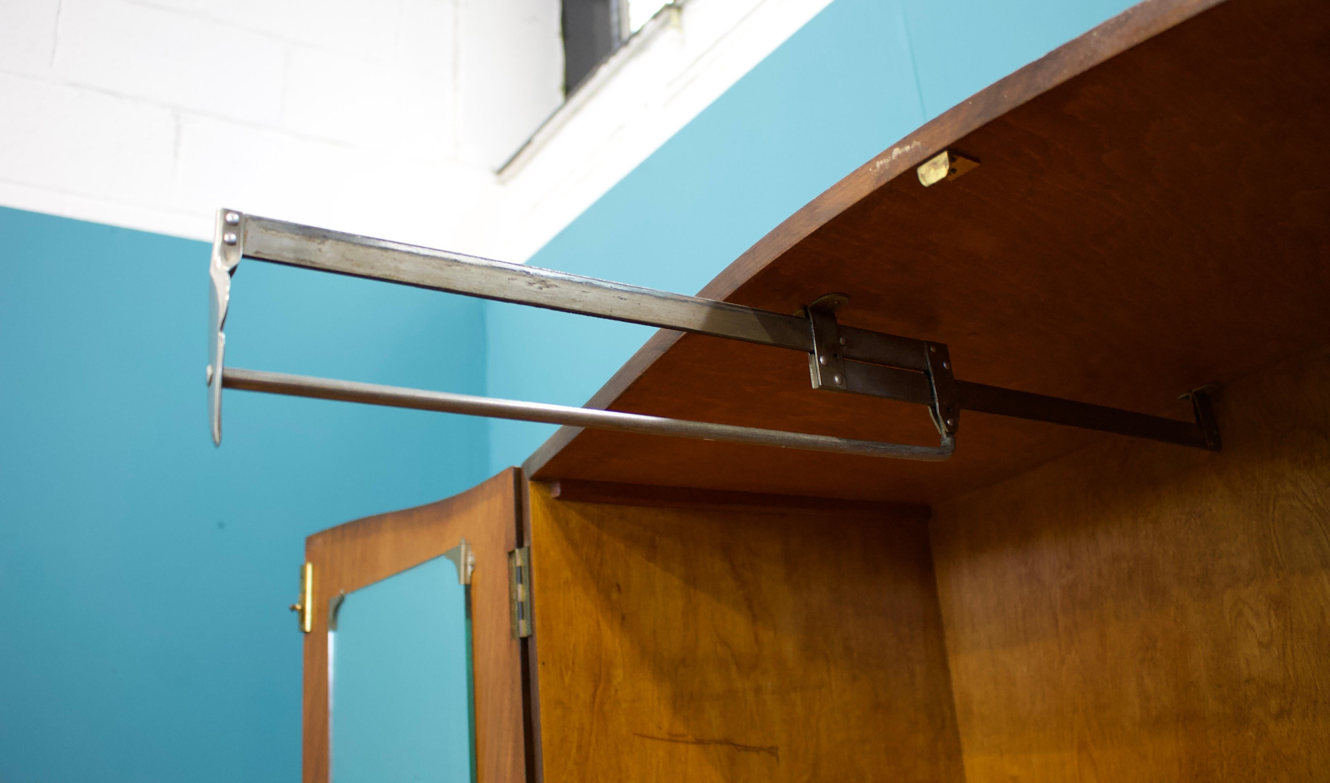 Legno Art Deco Walnut Compact Wardrobe, 1930s in vendita