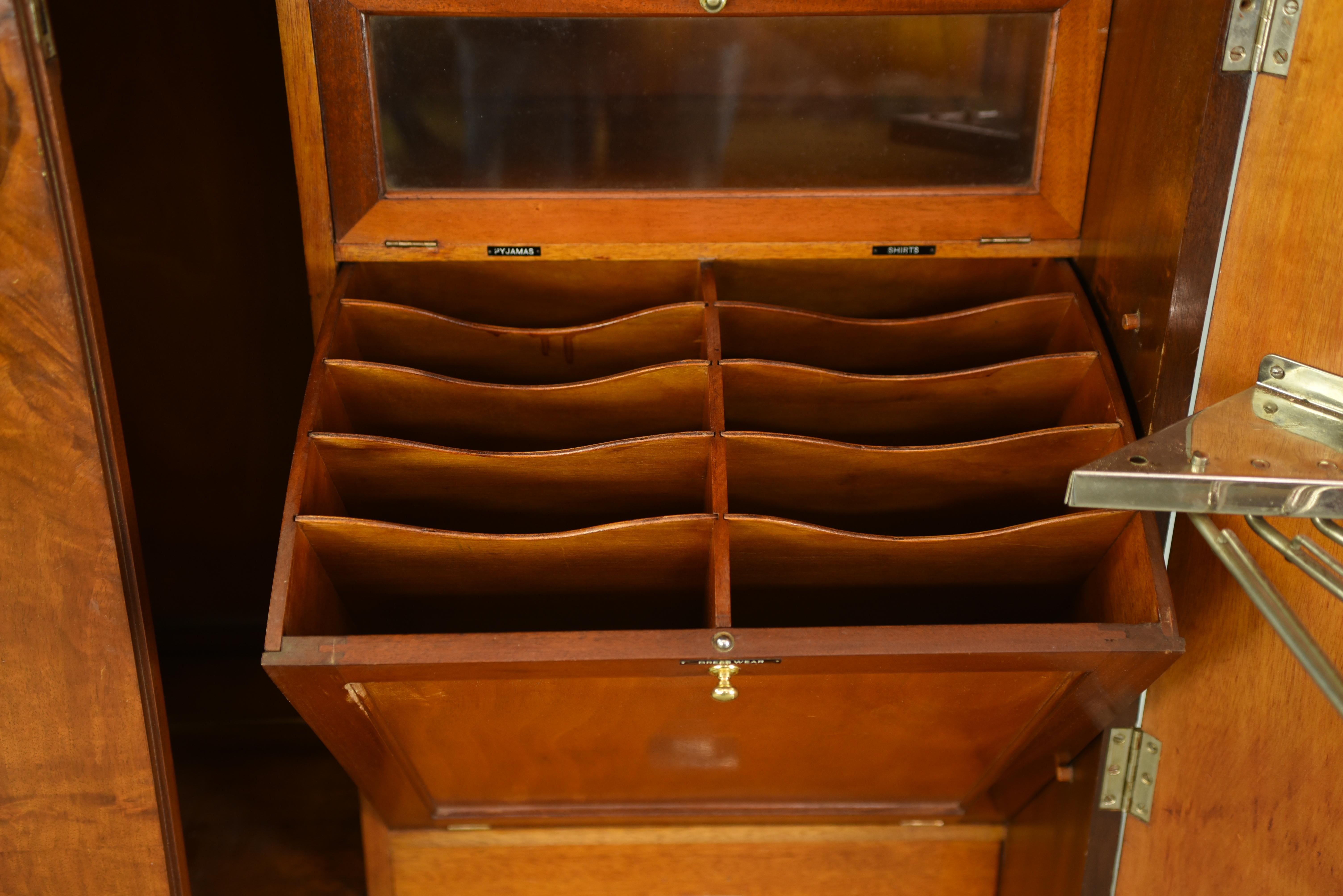 Early 20th Century Art Deco walnut compactom Gentlemen's wardrobe/armoire