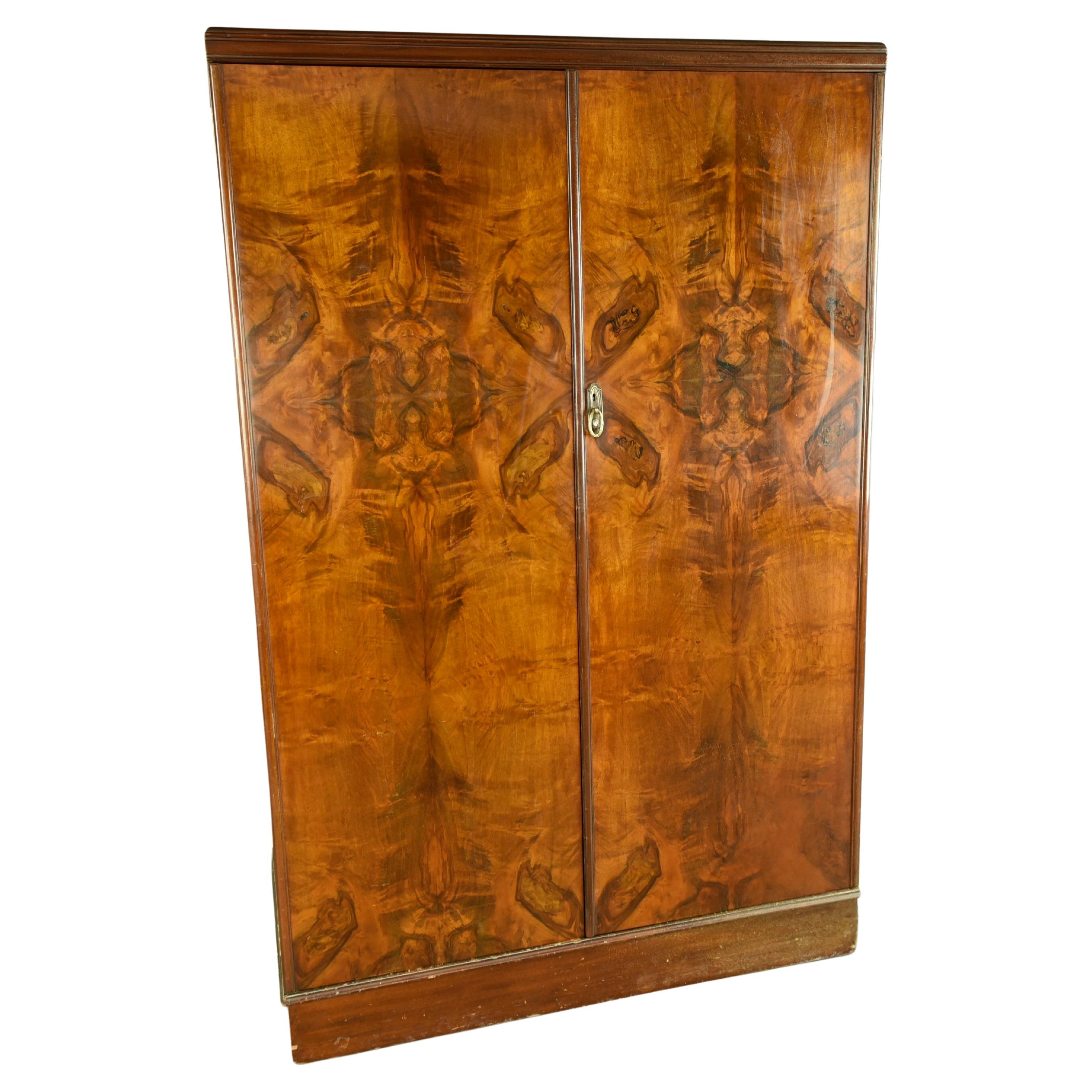 Art Deco walnut compactom Gentlemen's wardrobe/armoire For Sale