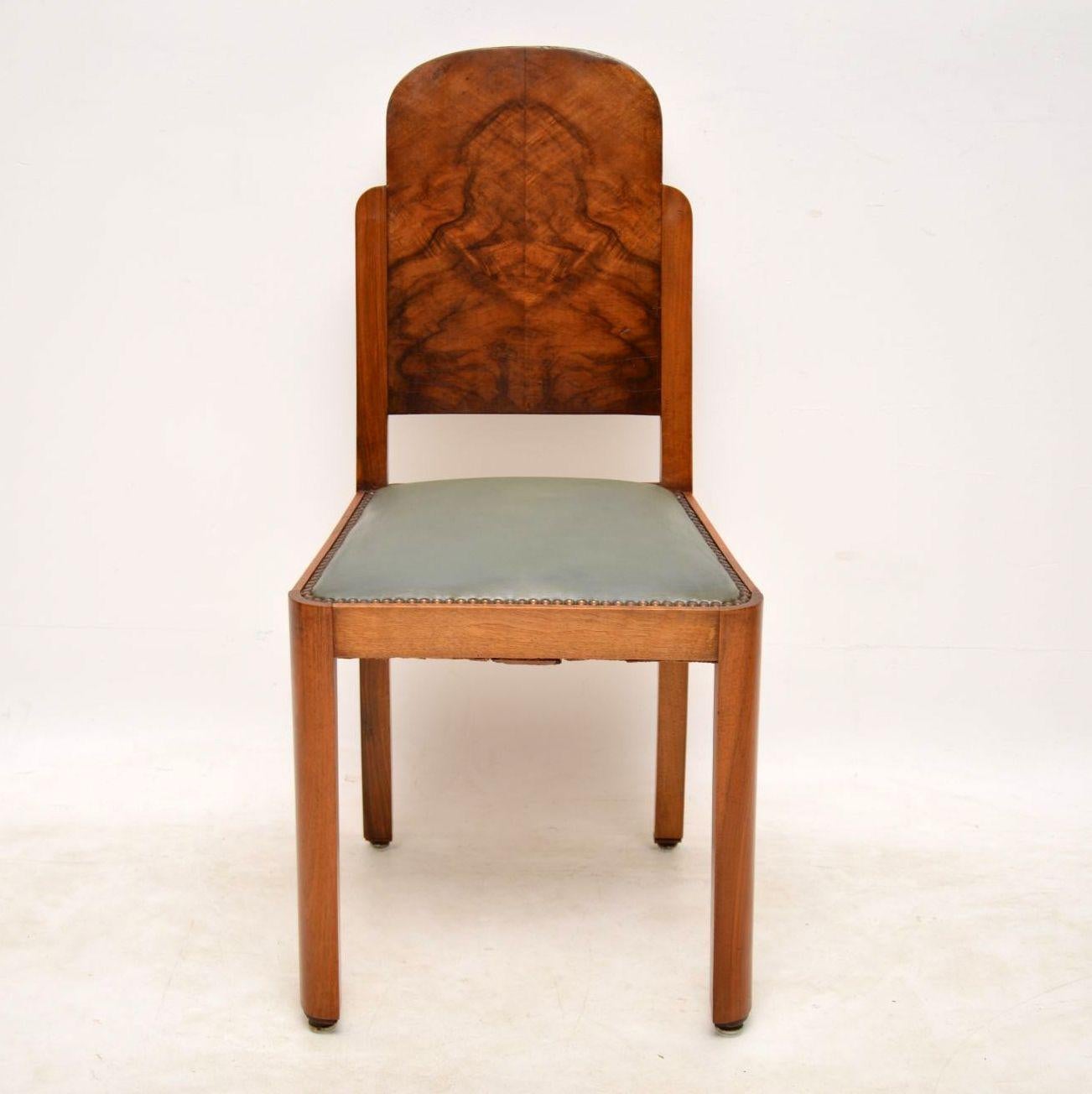 Art Deco Esstisch aus Nussbaumholz und sechs Stühle im Angebot 8