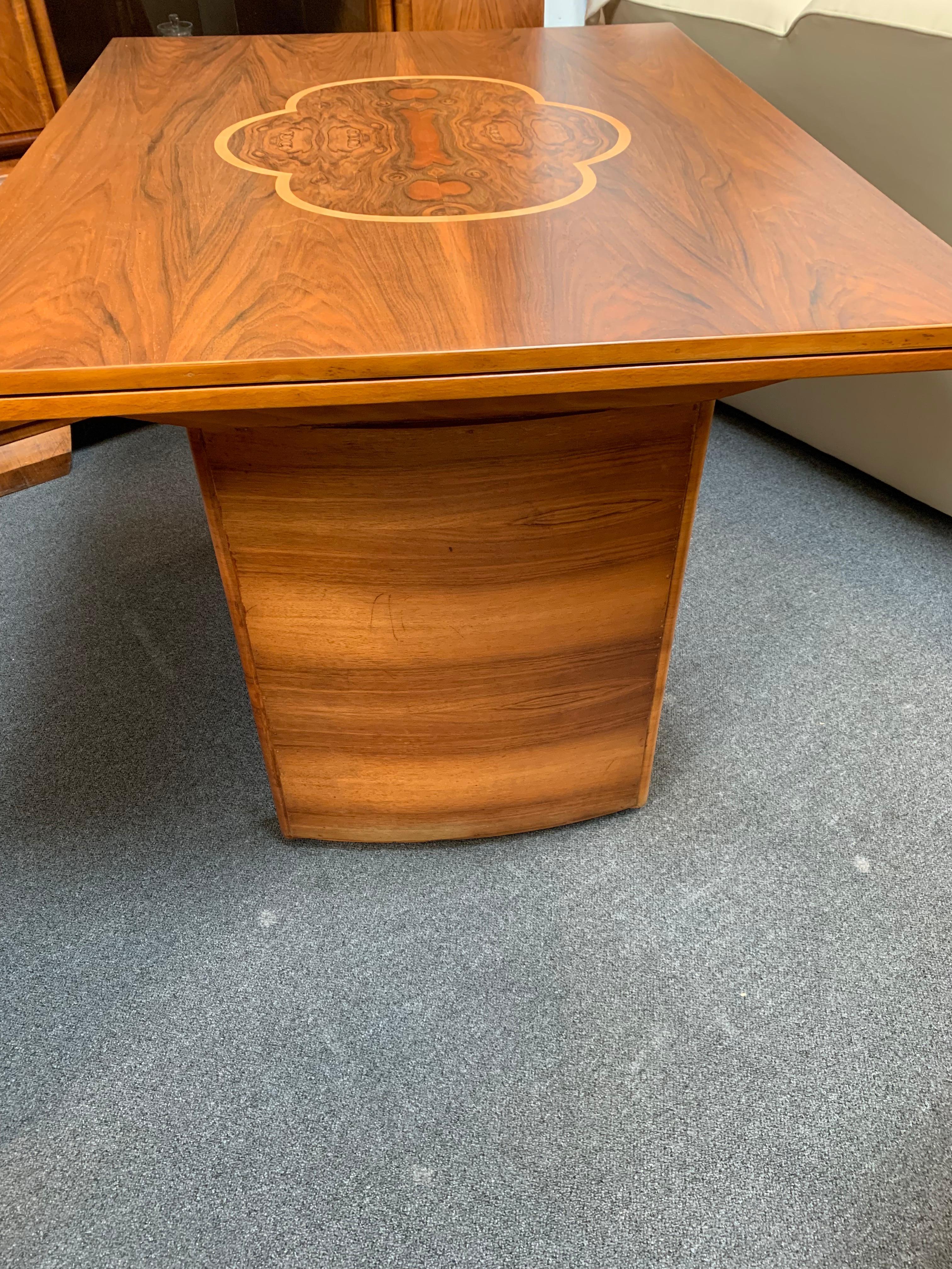 Mid-20th Century Art Deco Walnut Dining Table For Sale