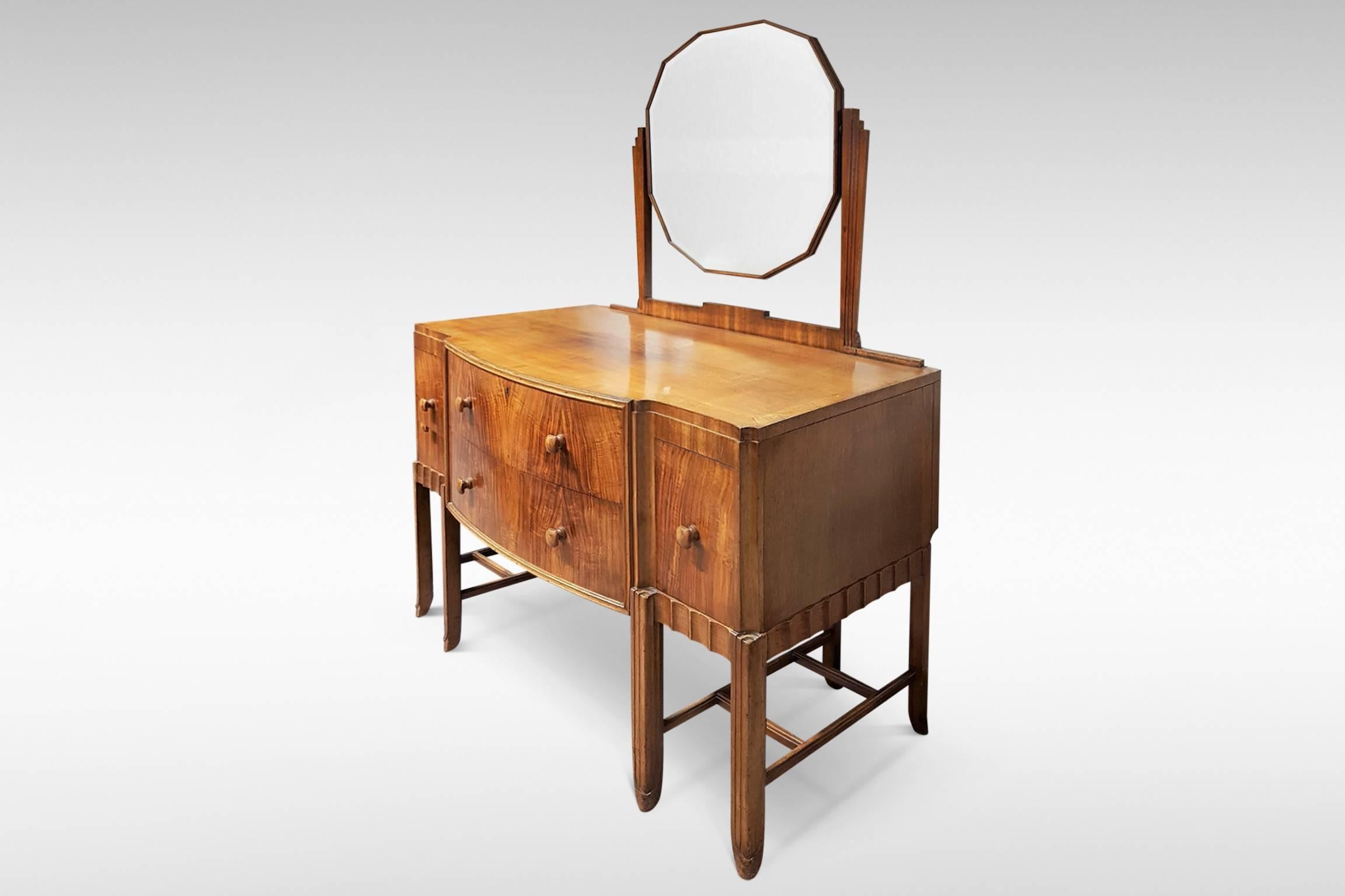 Art Deco Walnut Dressing Table Attributed to Serge Chermayeff In Excellent Condition For Sale In Kent, GB