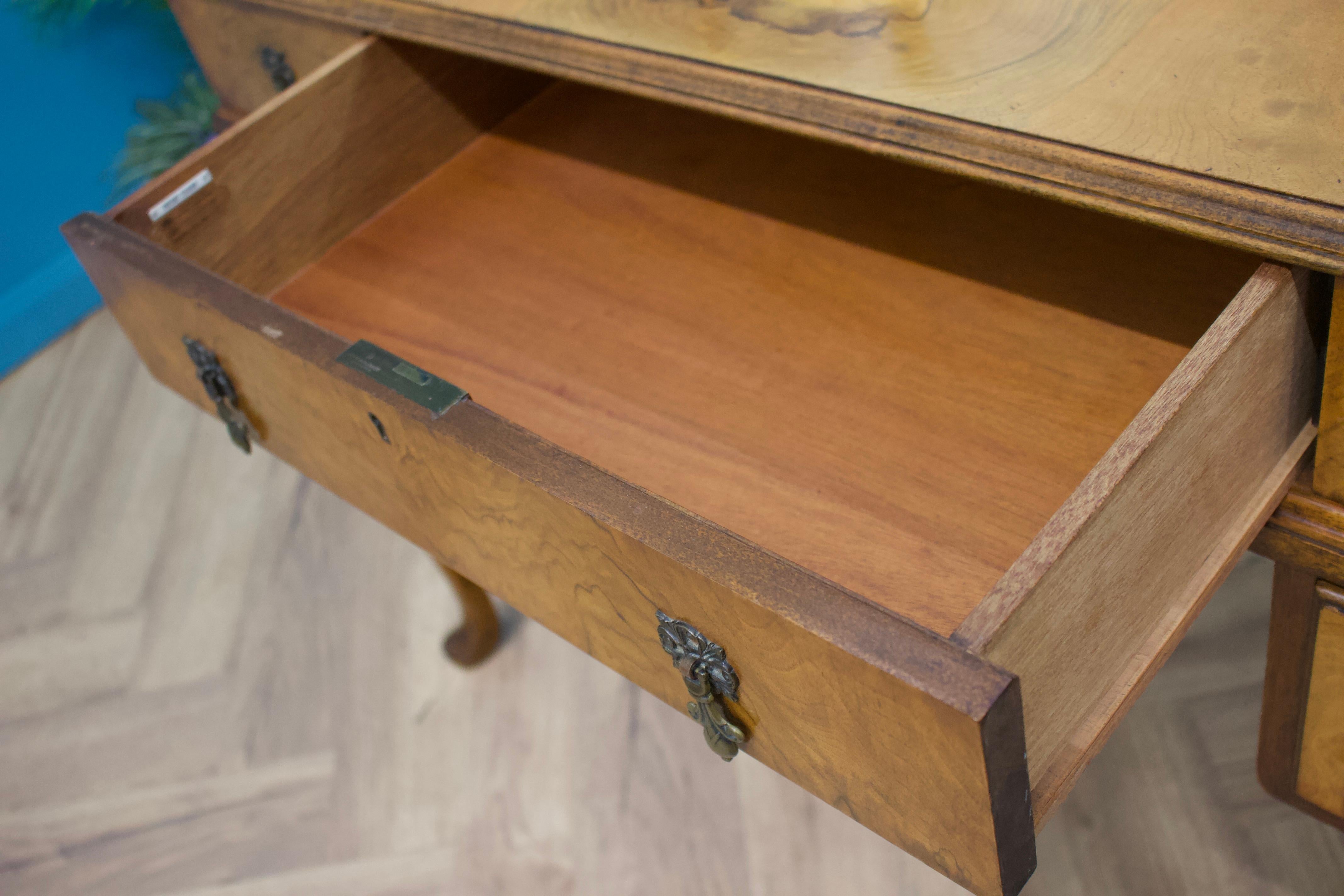 Art Deco Walnut Dressing Table & Chair from Waring and Gillow, 1930s 3