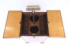 Noce Art Deco  Elevette  Mobiletto per bevande anni '30 circa