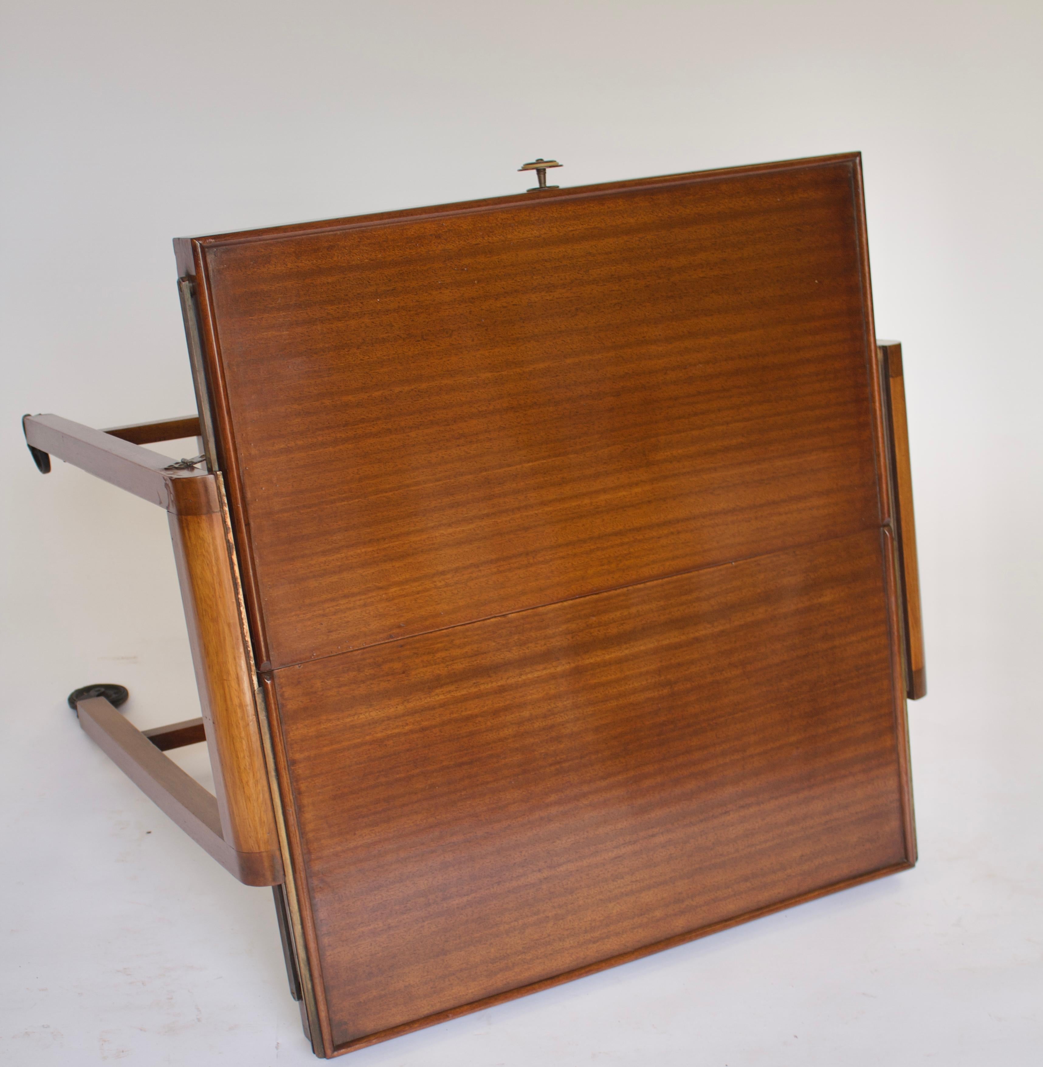 Polished Art Deco Walnut Fold over Cocktail Serving Trolley circa 1930s' For Sale